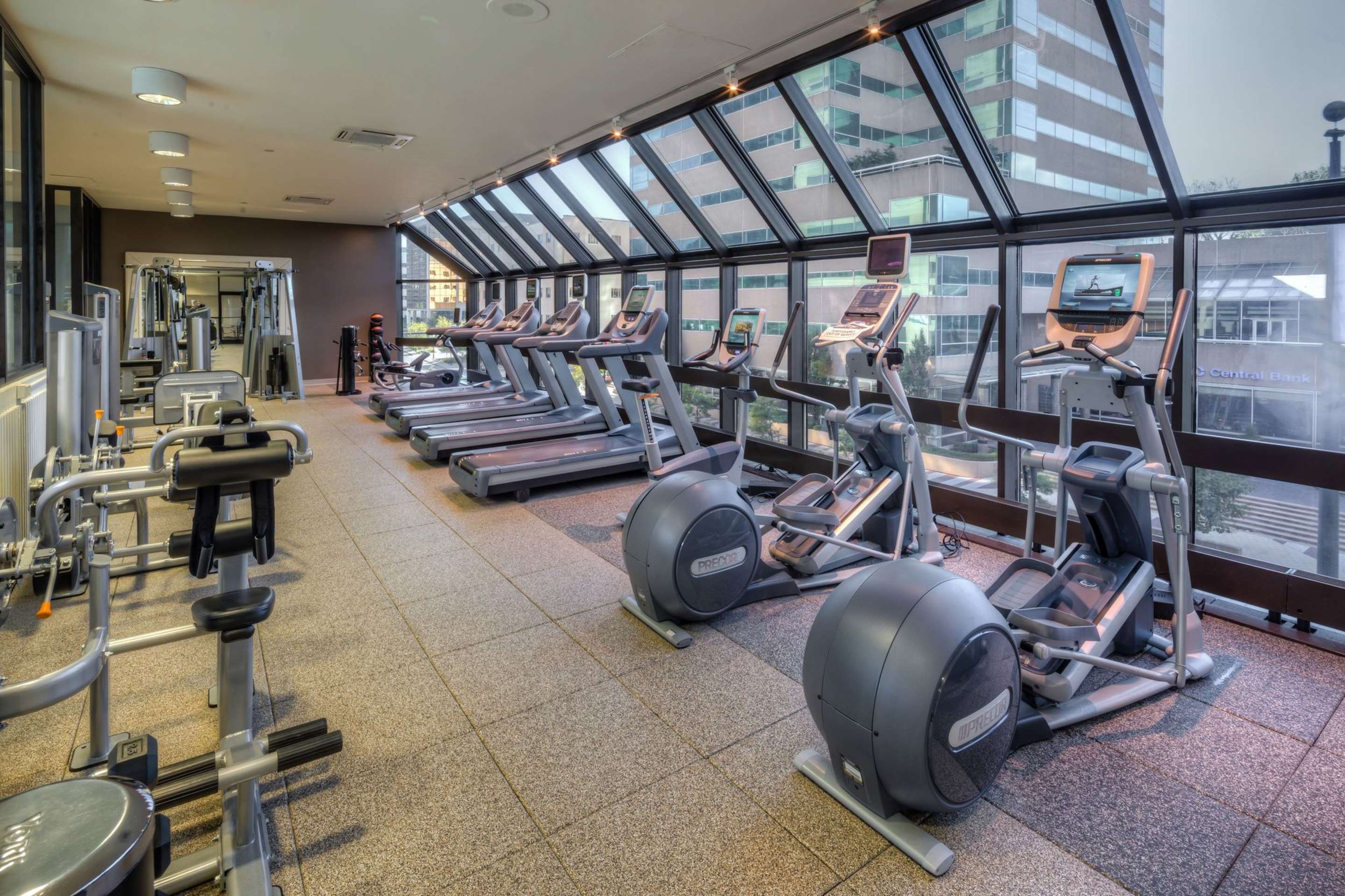 Health club fitness center gym | Hilton Lexington/Downtown