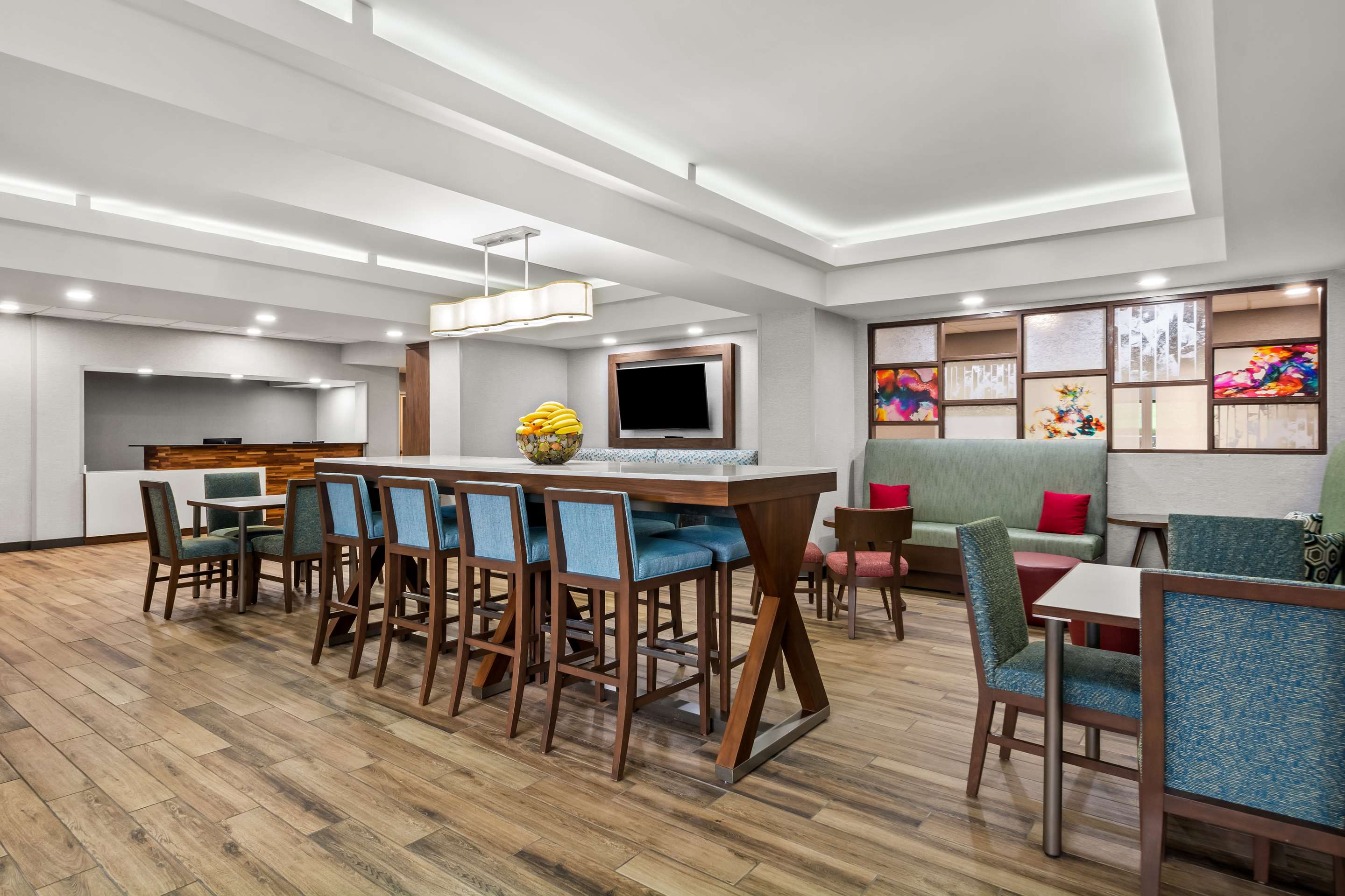Breakfast Area | Hampton Inn Lexington/Georgetown