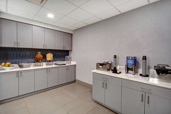 Amenities - Homewood Suites by Hilton Lexington Southeast - I-75, Exit 108