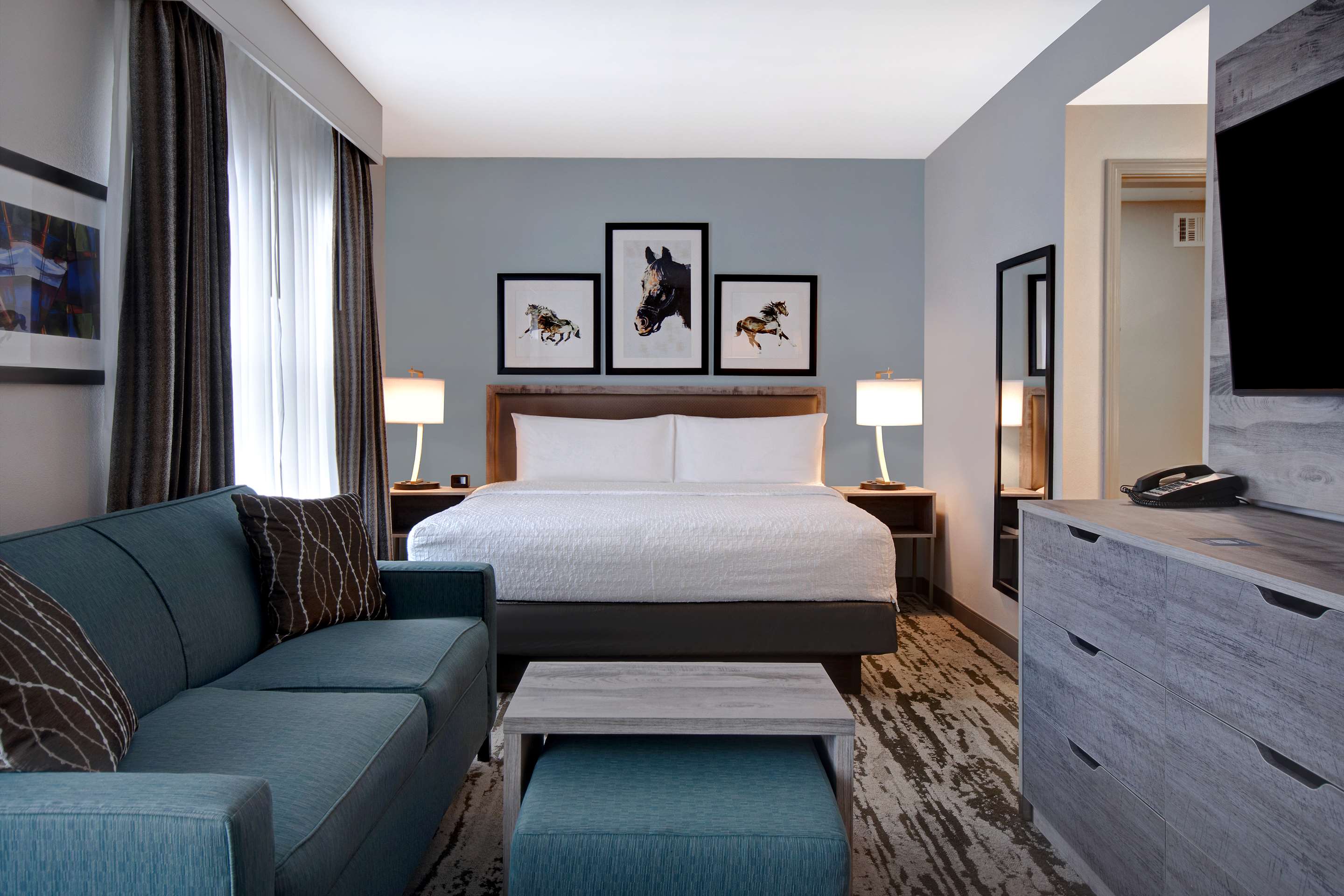 Guest room