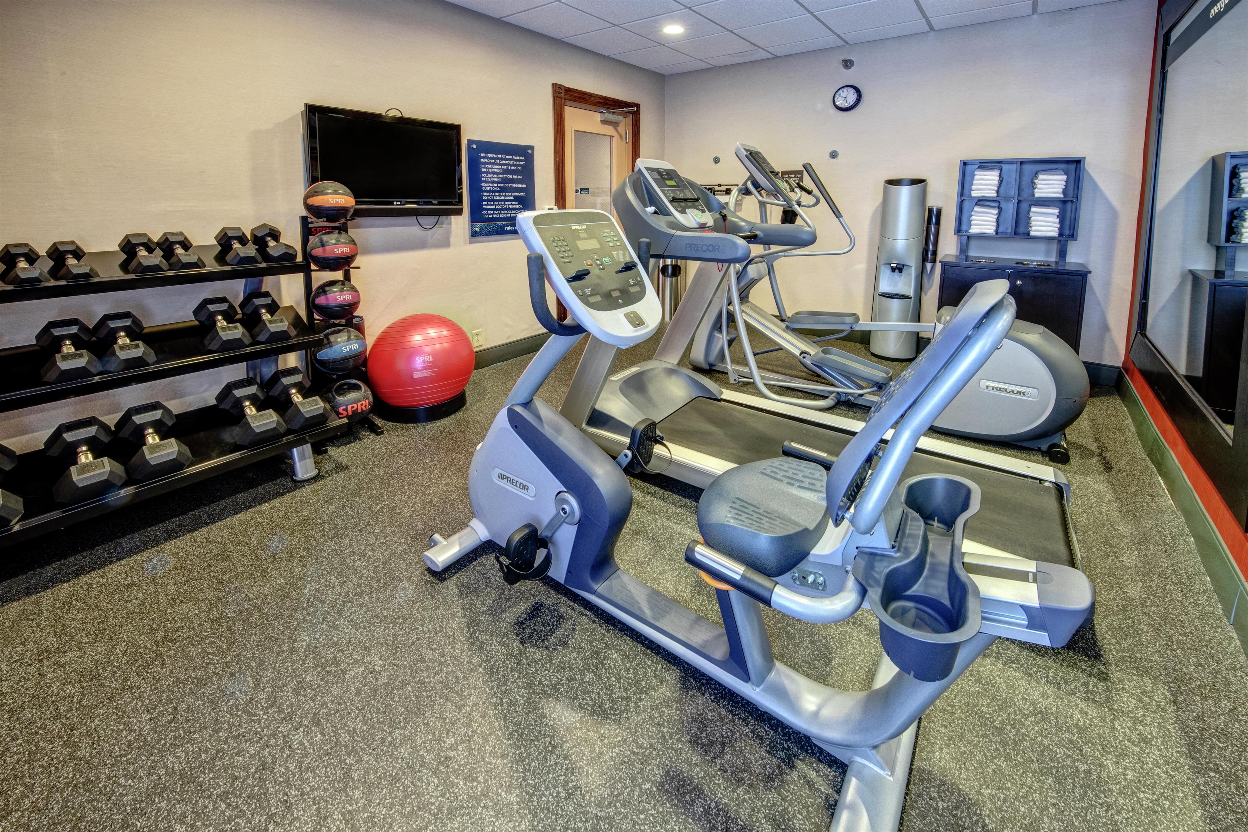 Health club fitness center gym | Hampton Inn Winchester