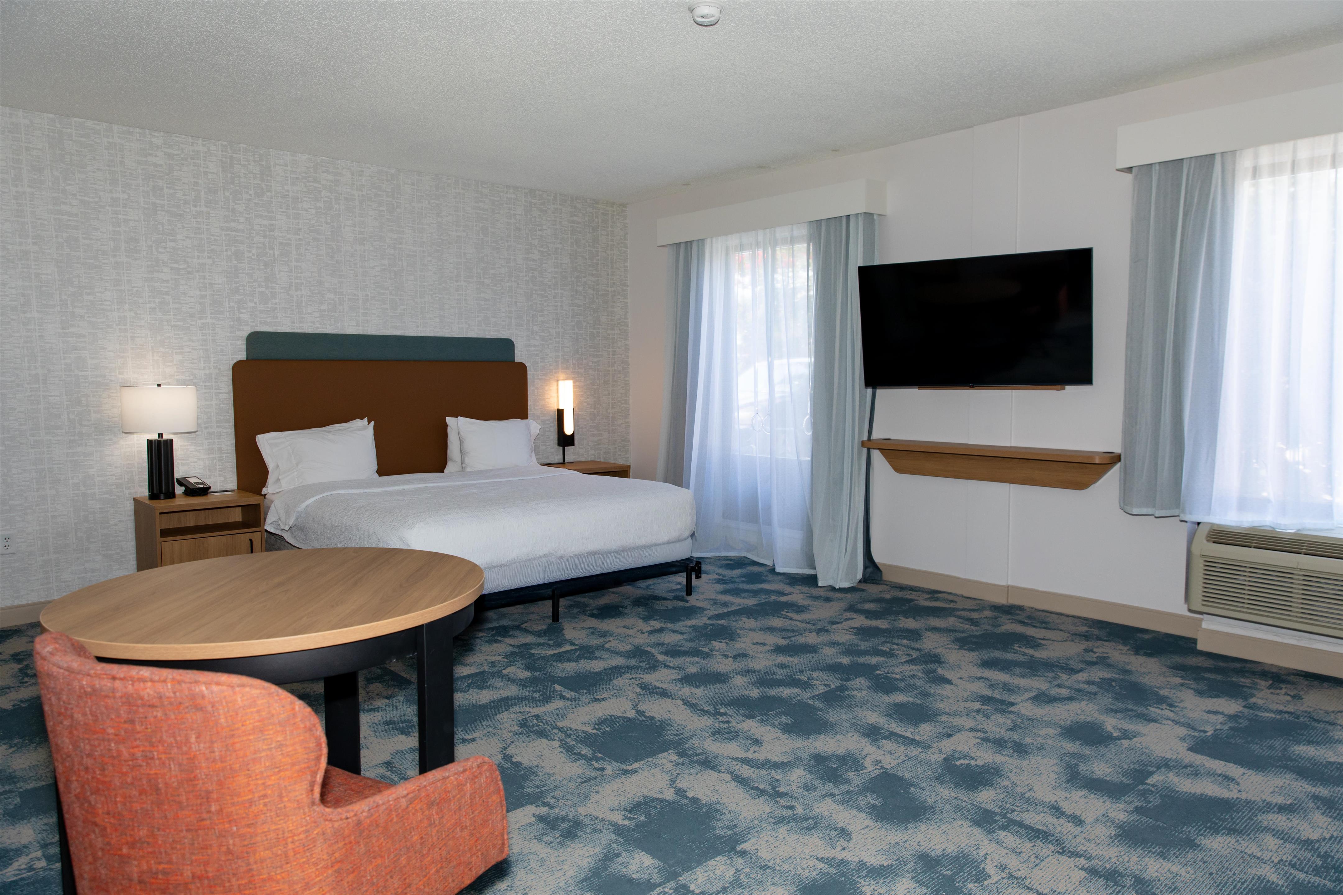 Guest room