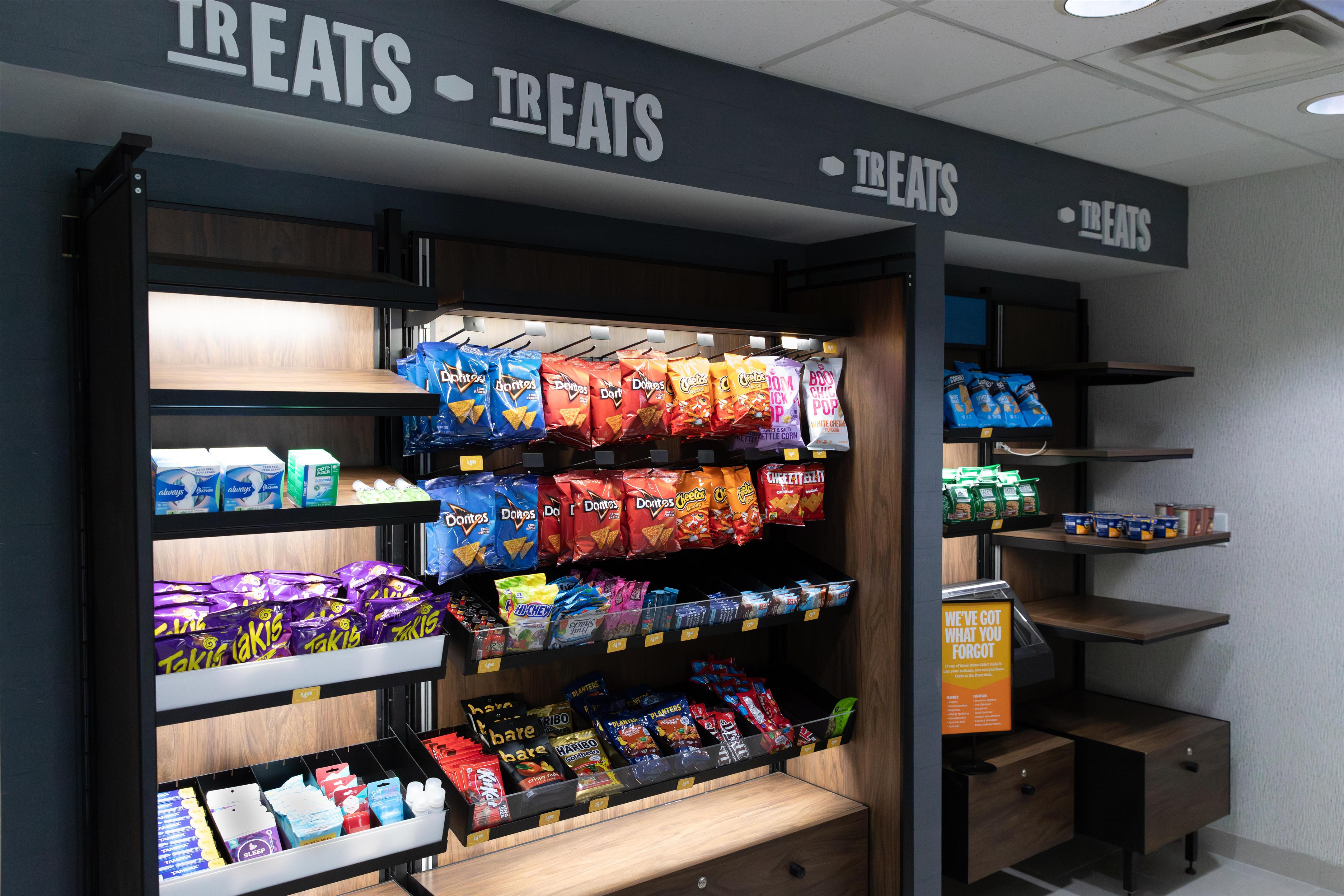 Restaurant | Hampton Inn & Suites Jennings