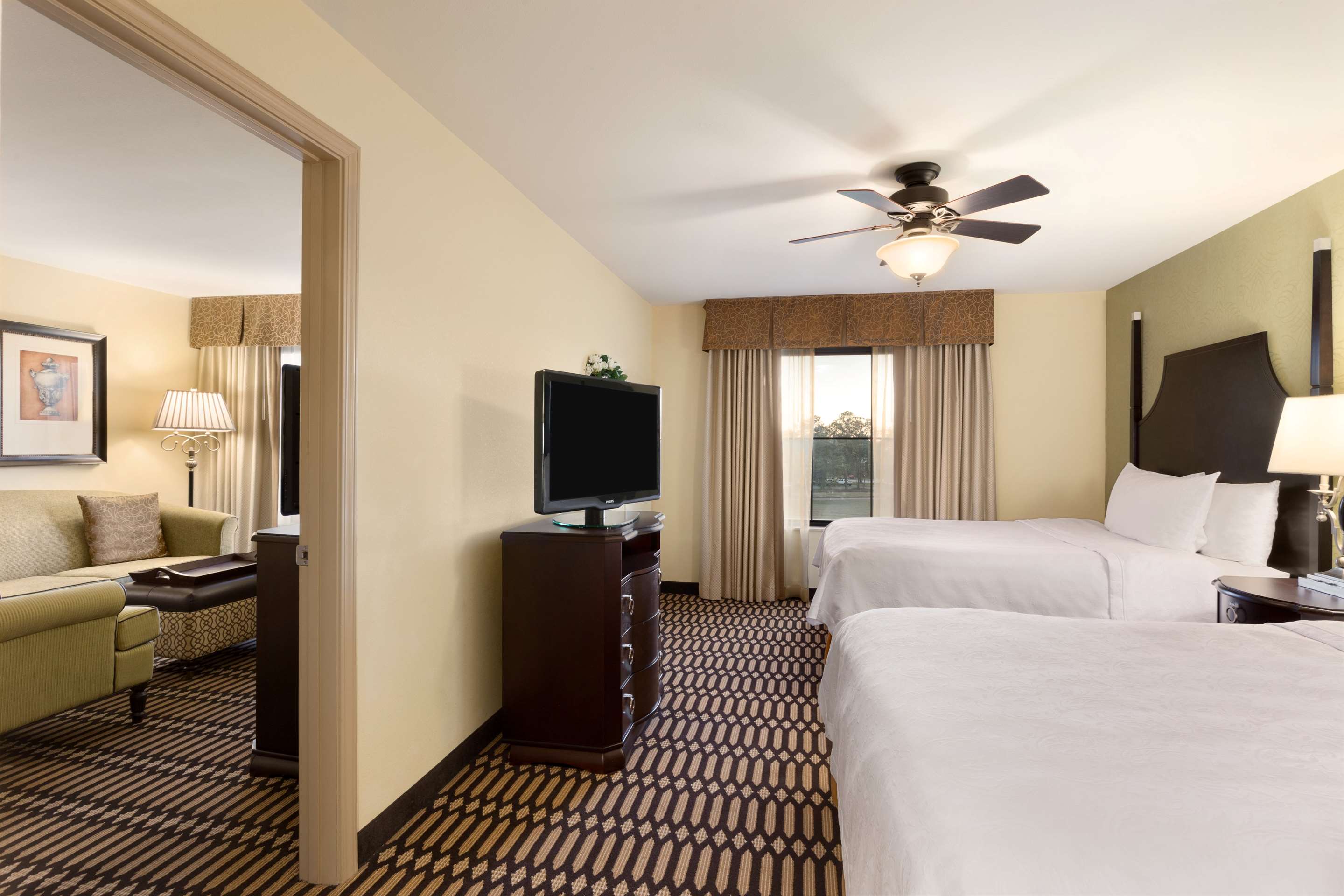 Guest room