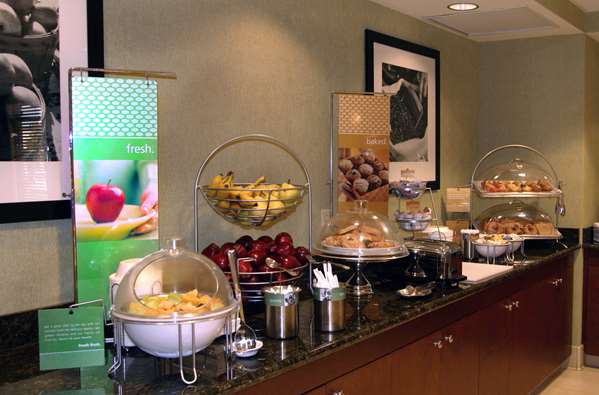 Amenities - Hampton Inn & Suites Seal Beach