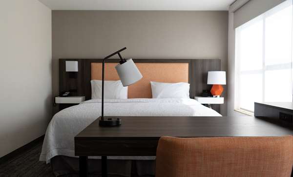  - Hampton Inn & Suites Seal Beach