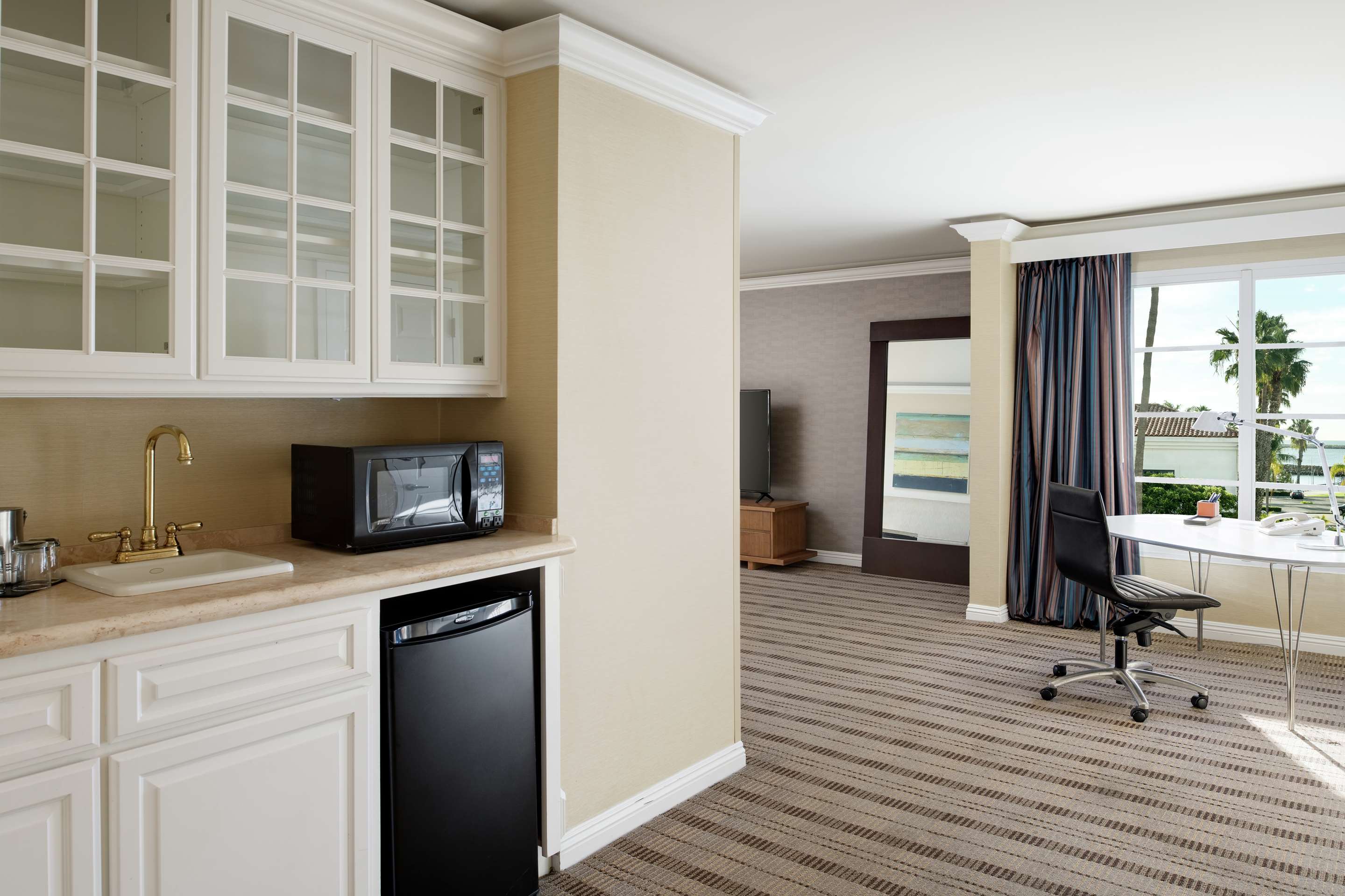 Guest room