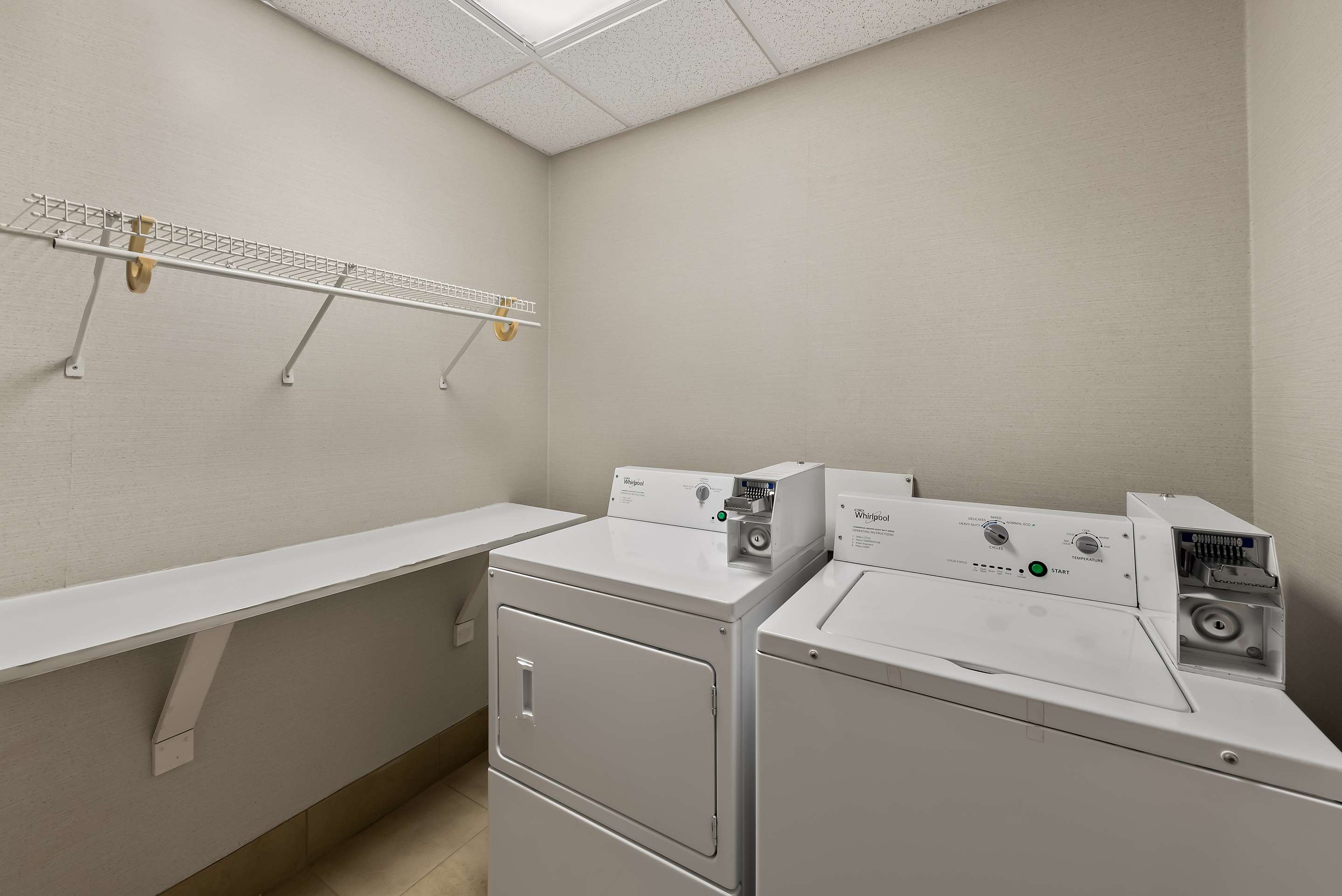 Laundry | Hampton Inn Lancaster