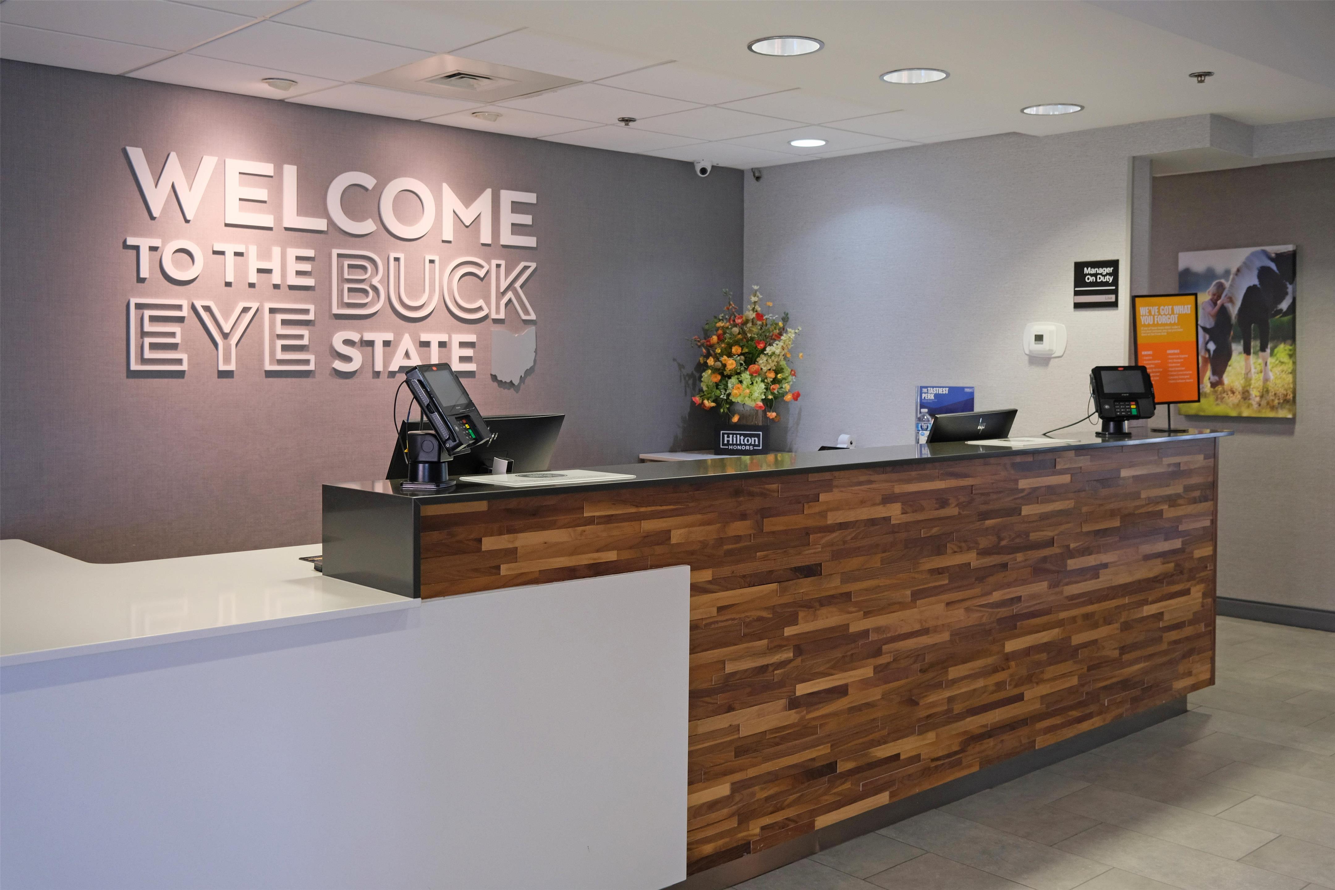 Reception | Hampton Inn Lima