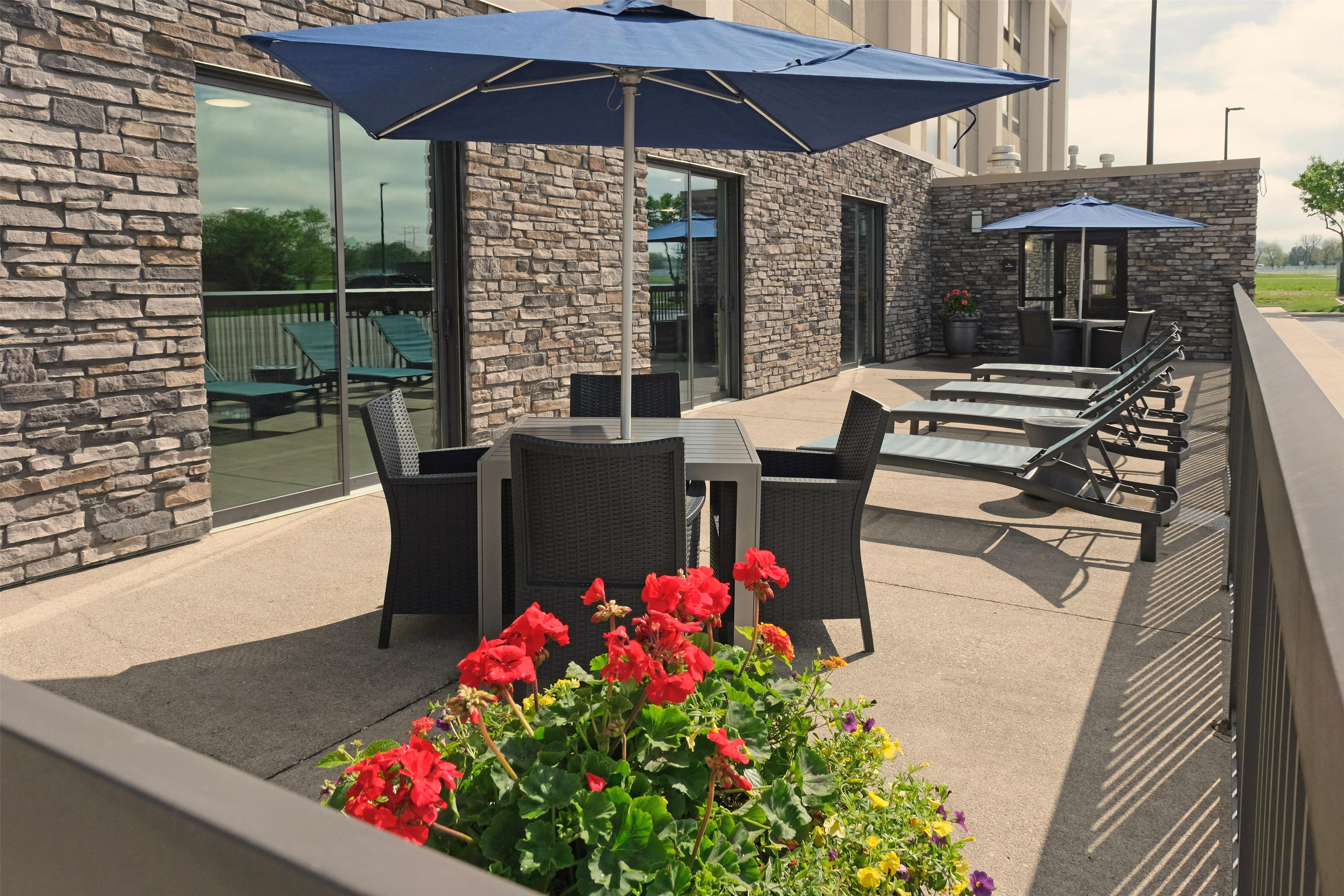 Exterior | Hampton Inn Lima