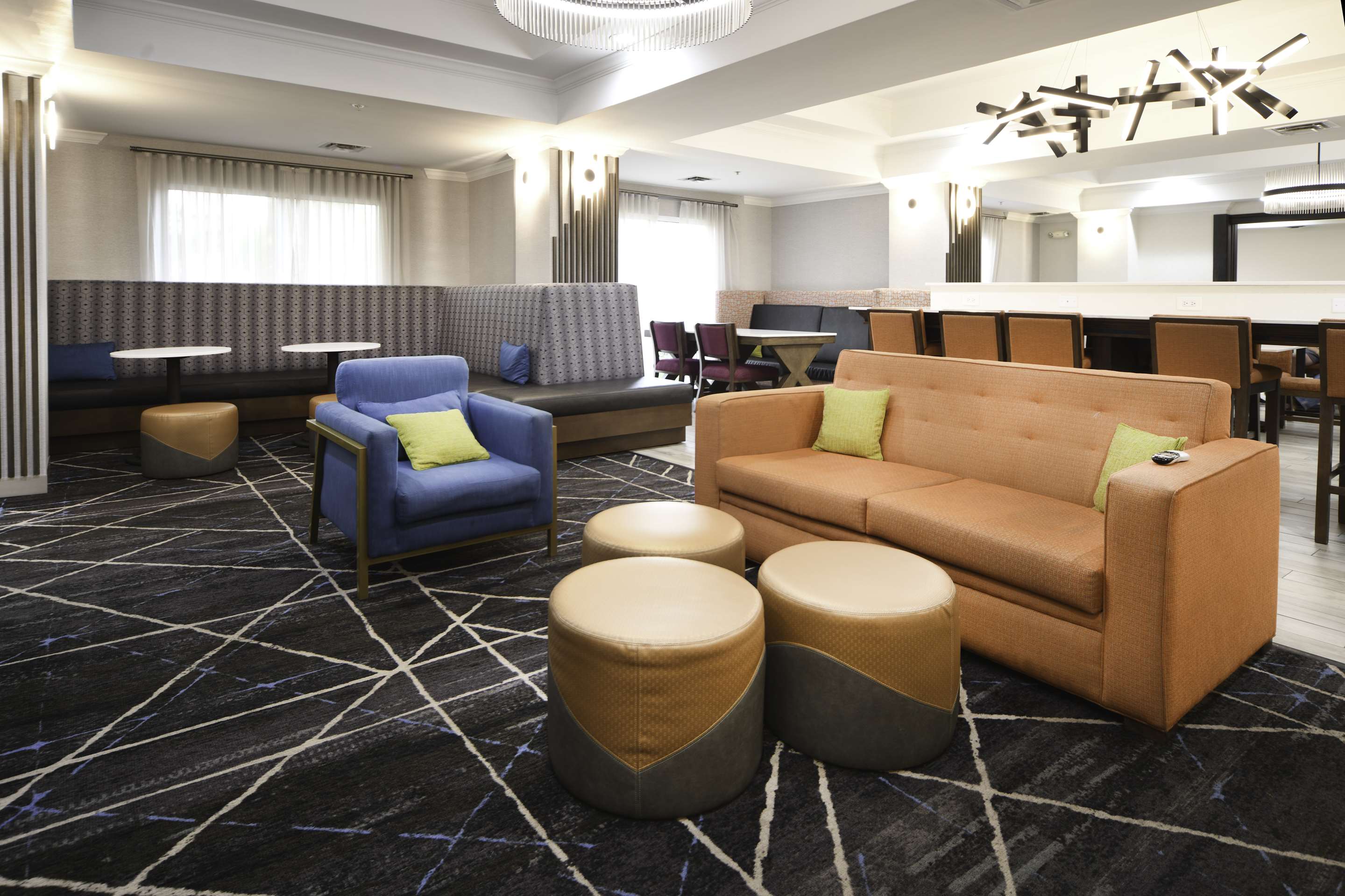Lobby | Hampton Inn Bryant