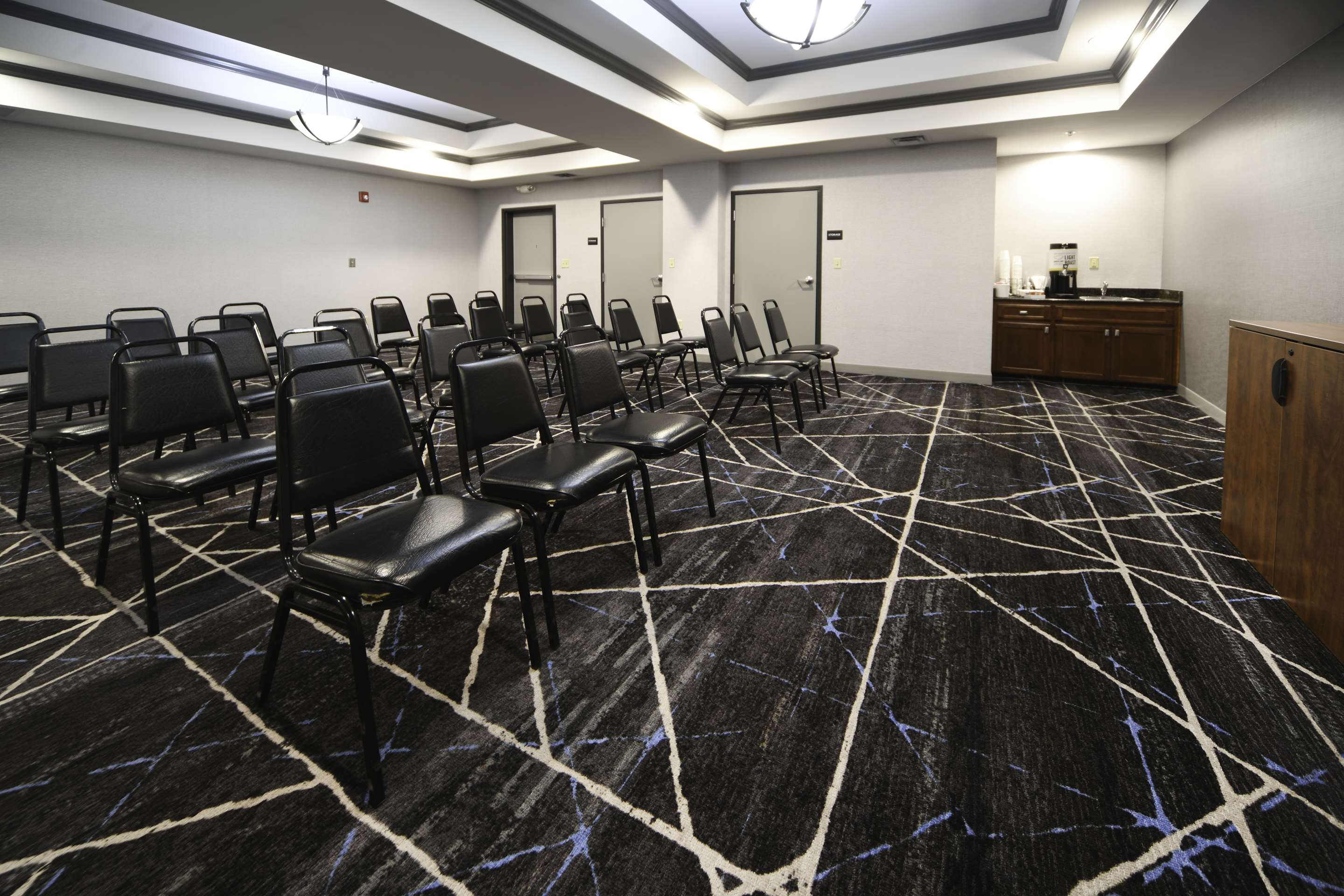 Meeting Room | Hampton Inn Bryant