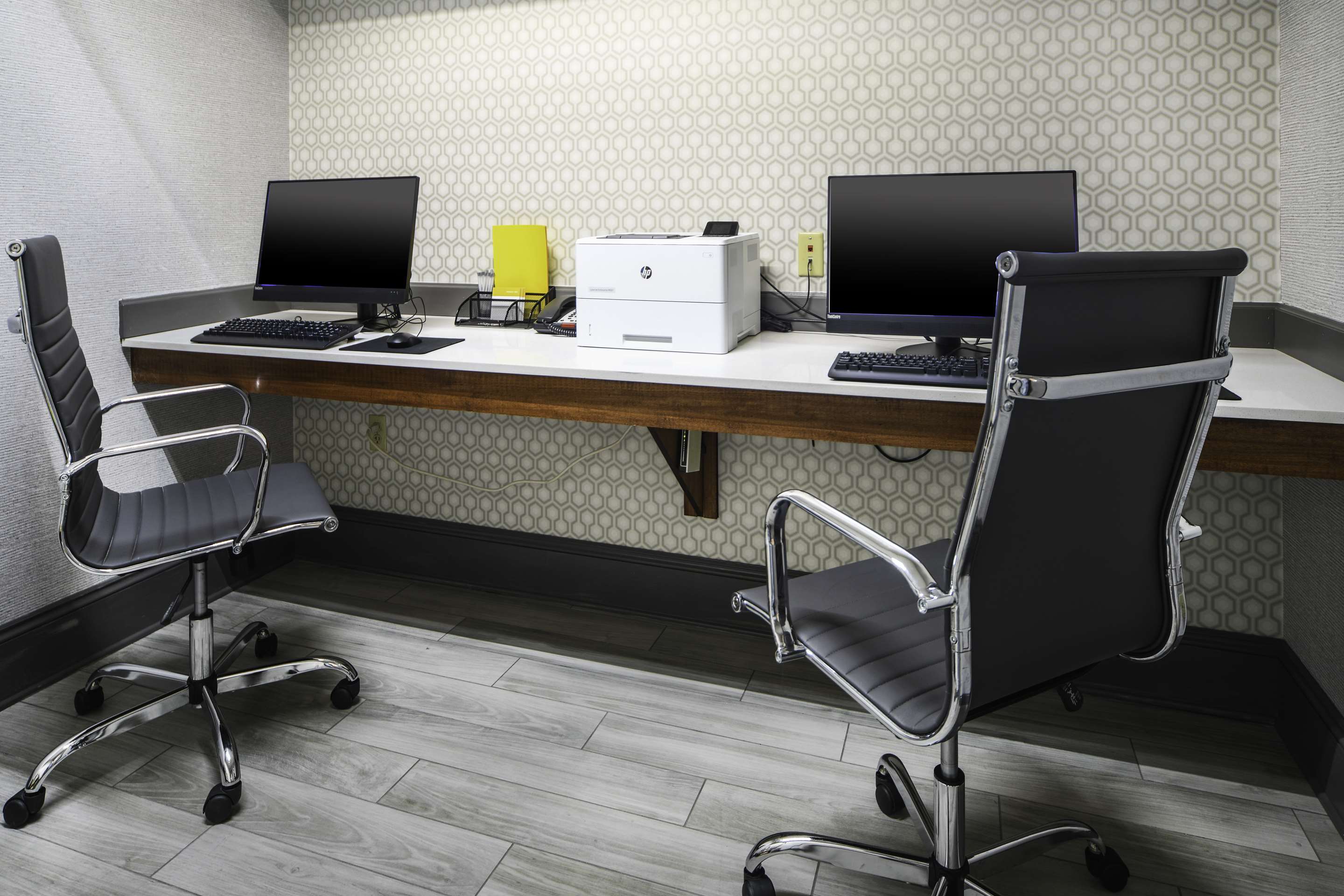 Business Center | Hampton Inn Bryant