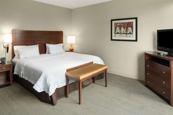  - Hampton Inn & Suites Little Rock - I-30, Exits 140 & 140A