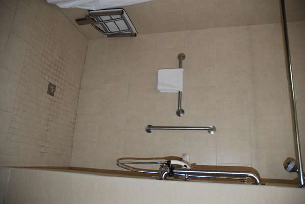  - Hampton Inn Maumelle