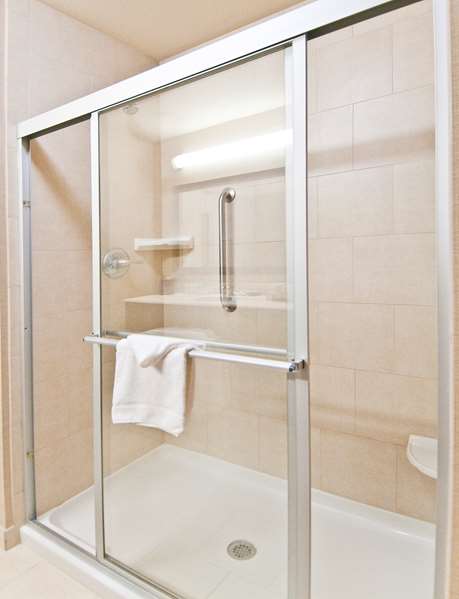  - Hampton Inn Maumelle