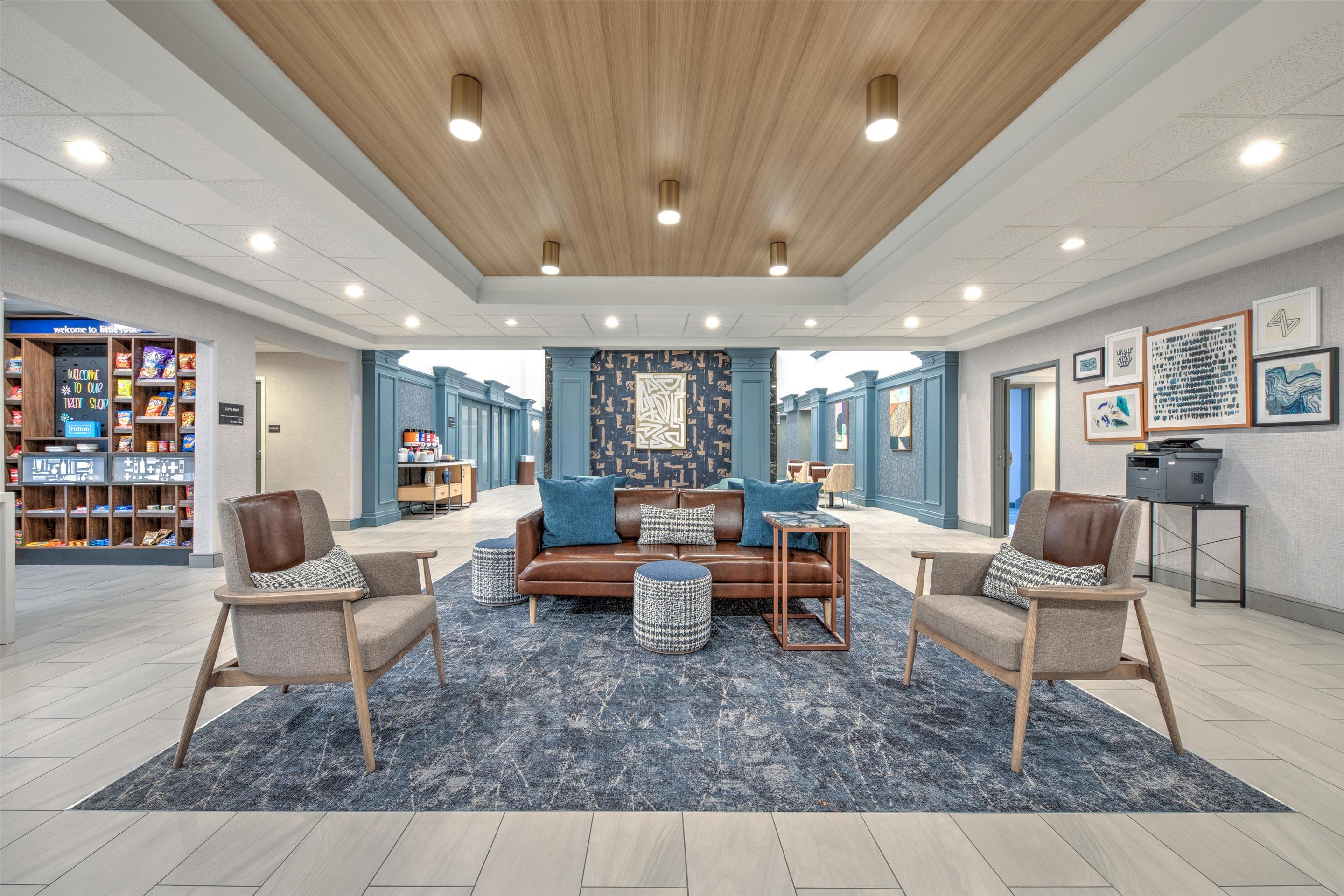 Lobby | Hampton Inn & Suites by Hilton West Little Rock