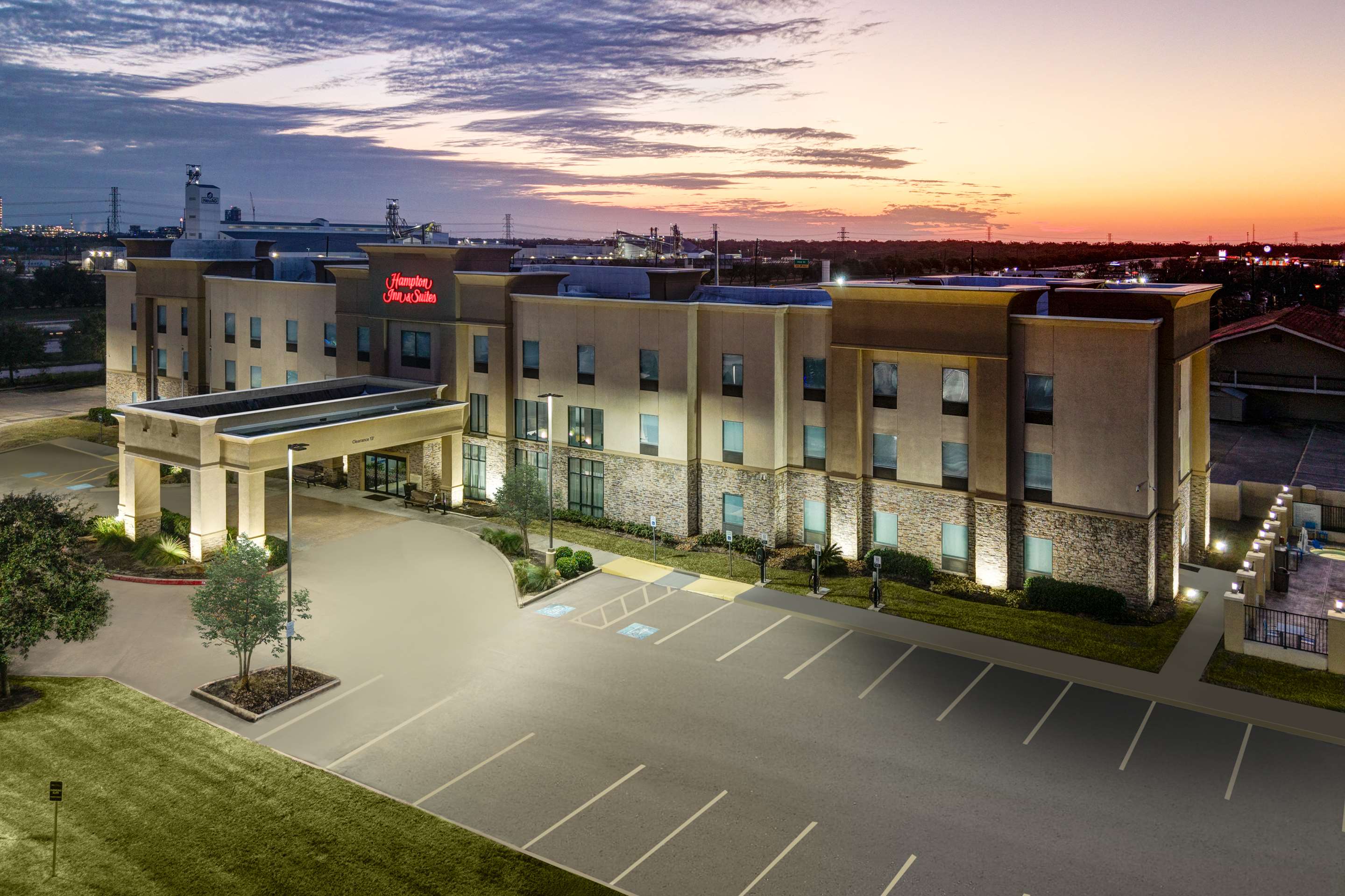 Exterior | Hampton Inn & Suites Lake Jackson-Clute
