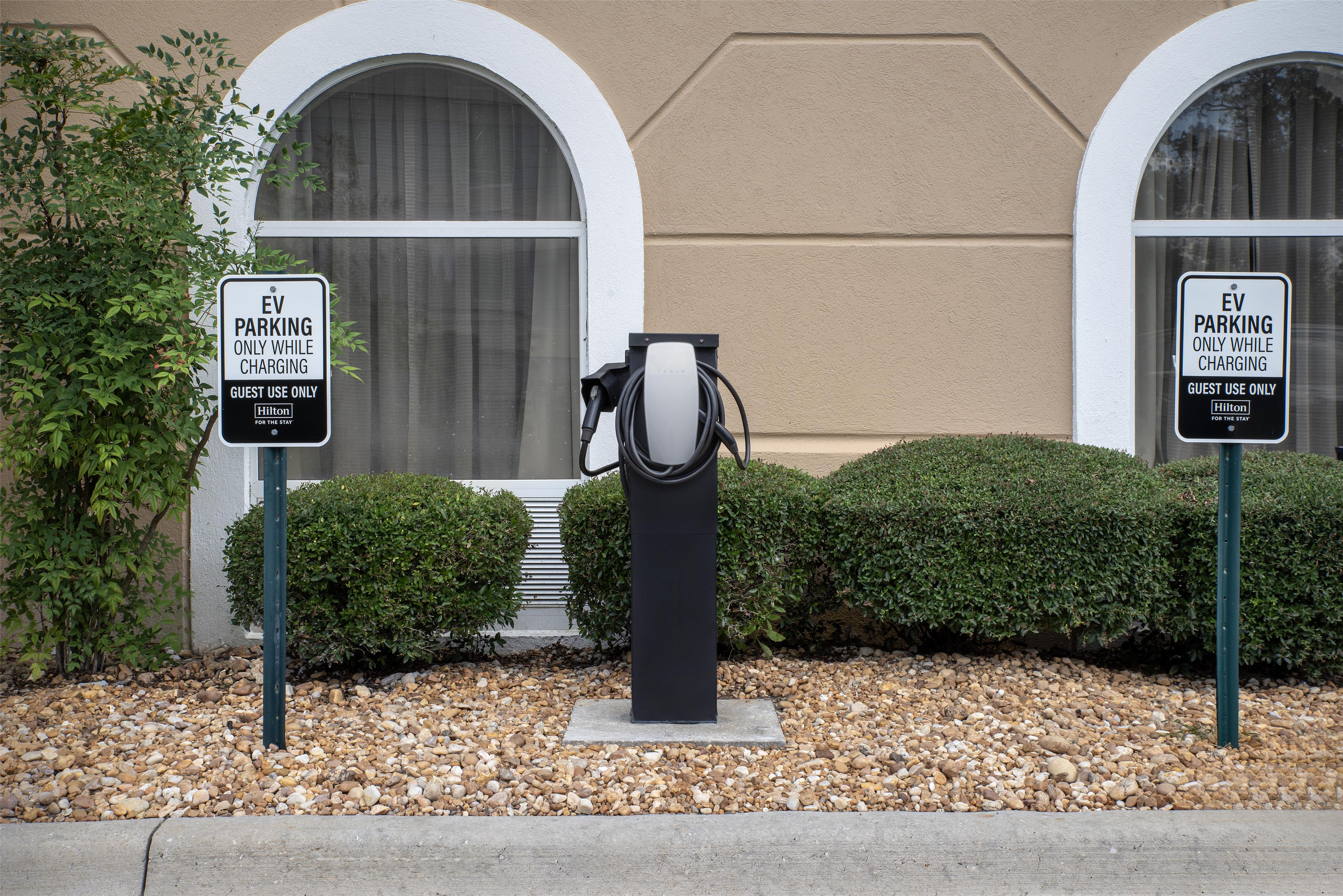 Exterior | Hampton Inn & Suites Lake City