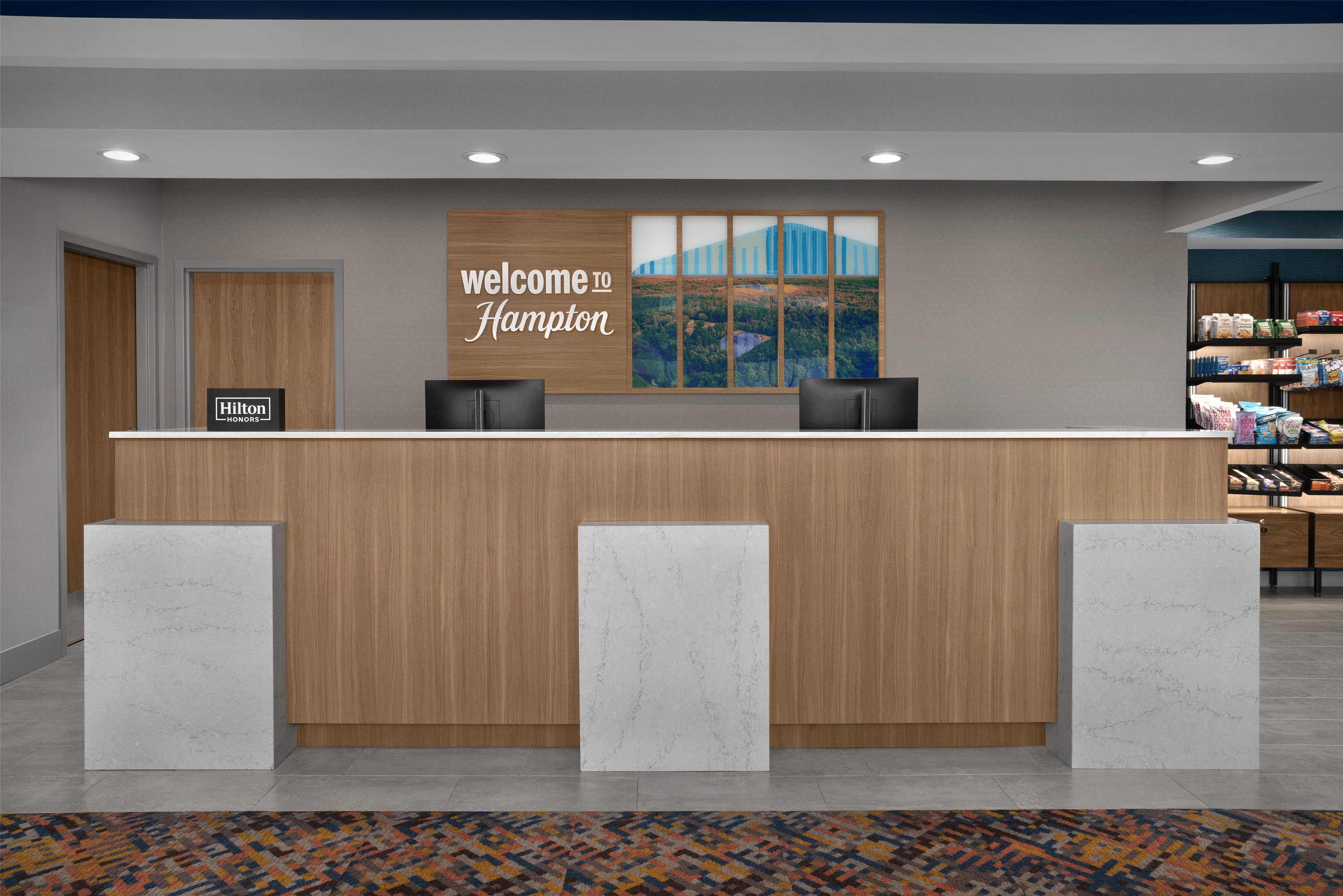 Reception | Hampton Inn & Suites Lake City