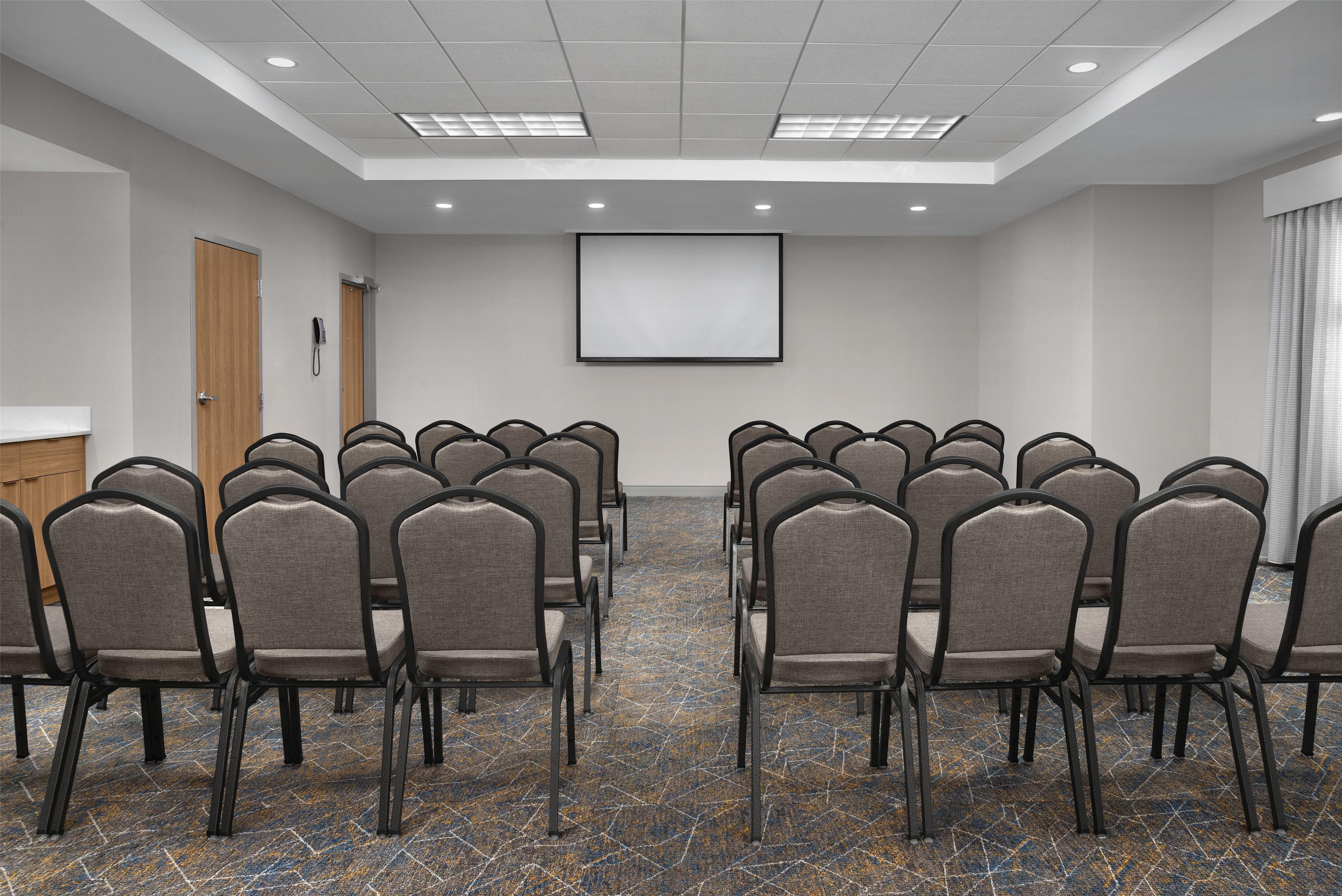 Meeting Room | Hampton Inn & Suites Lake City