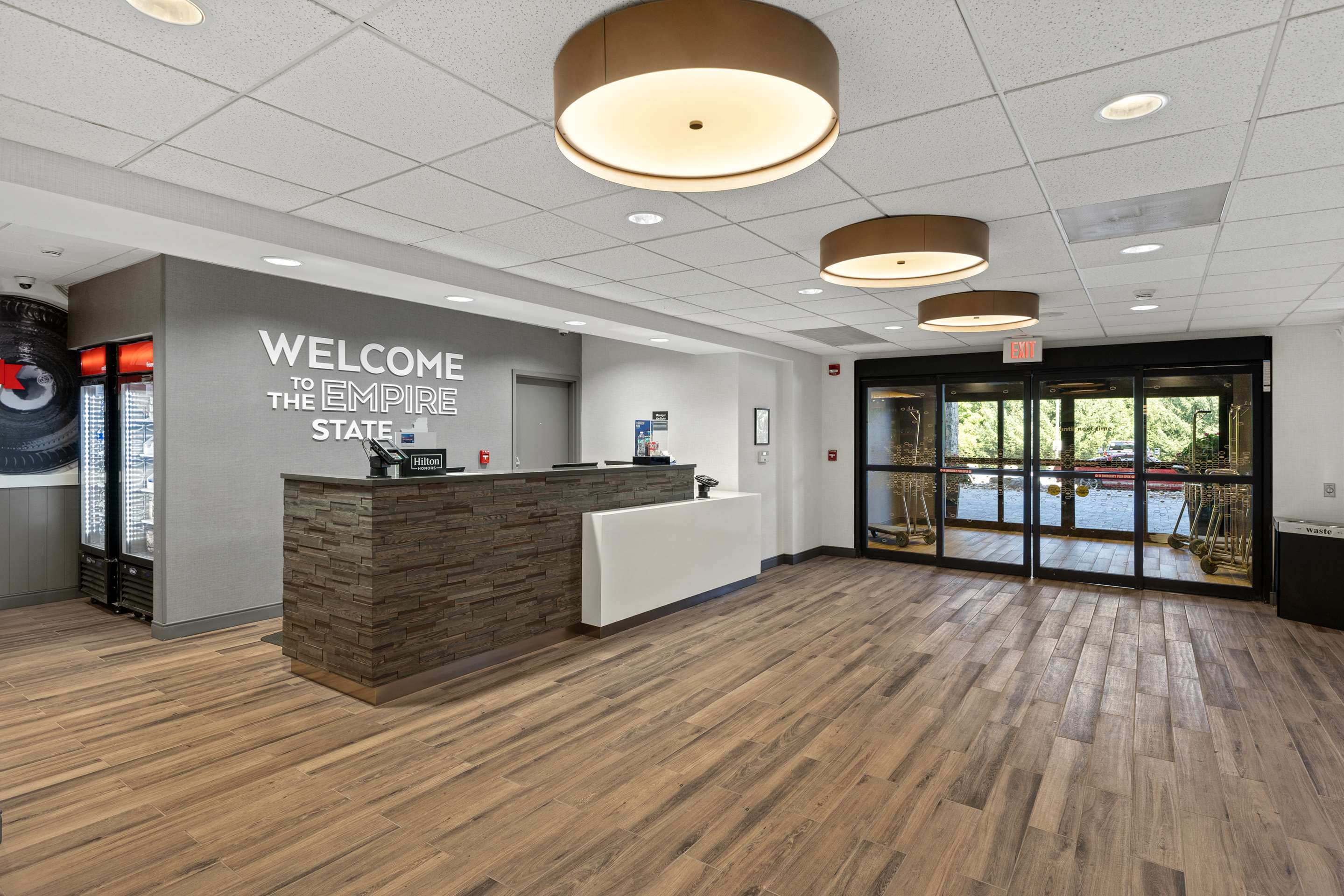 Reception | Hampton Inn & Suites Lake George