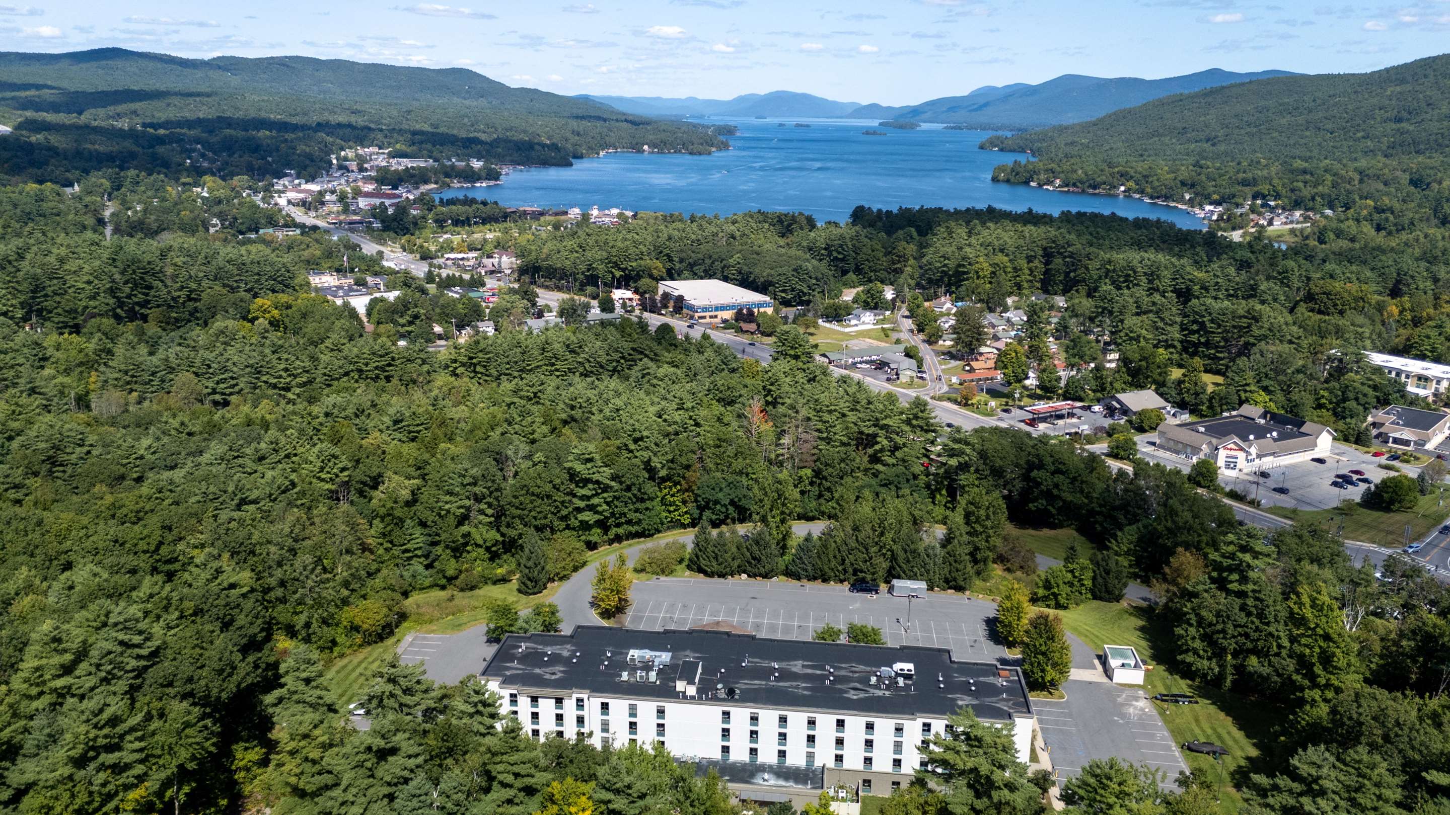 Exterior | Hampton Inn & Suites Lake George