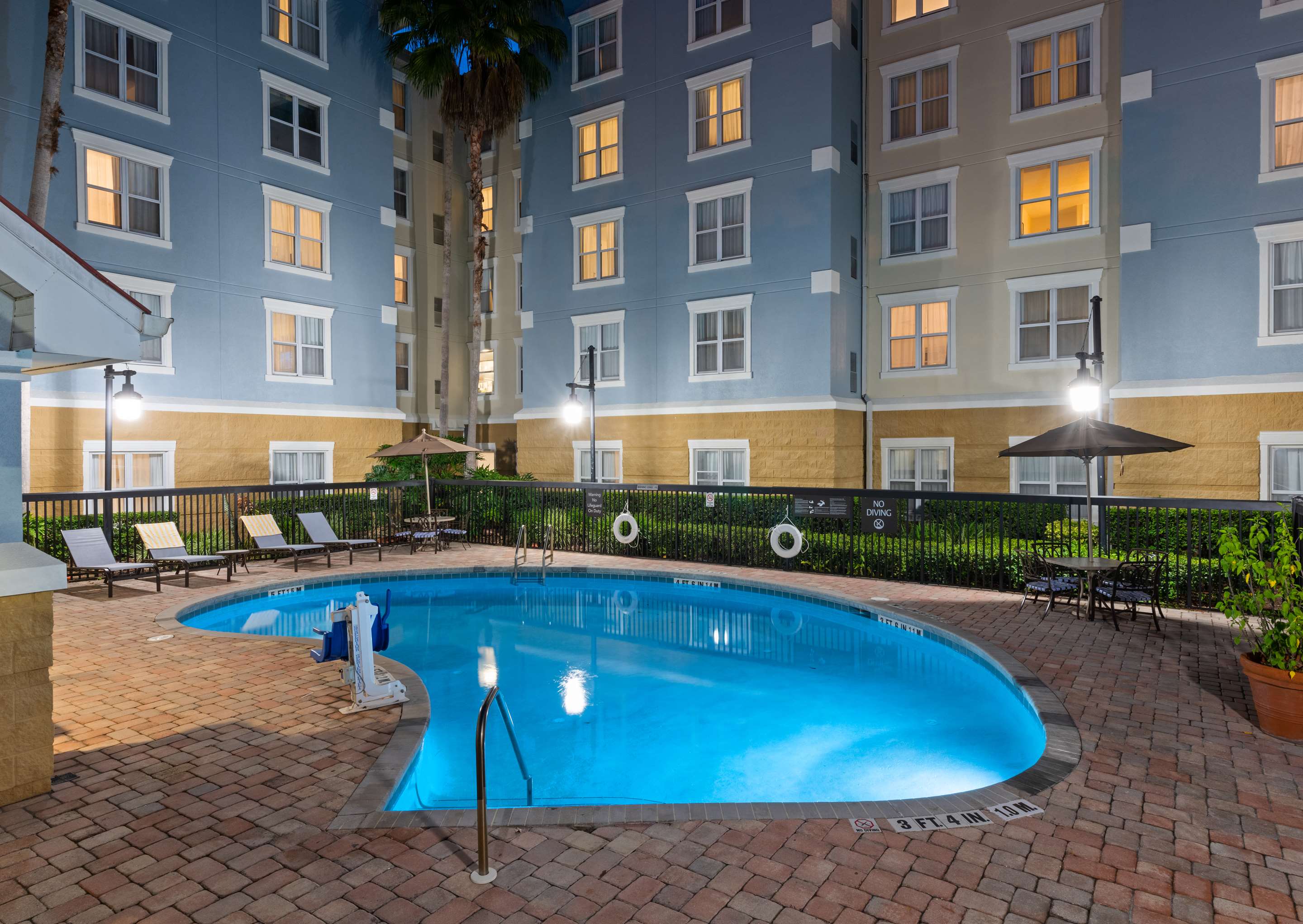 Pool | Homewood Suites by Hilton Lake Mary