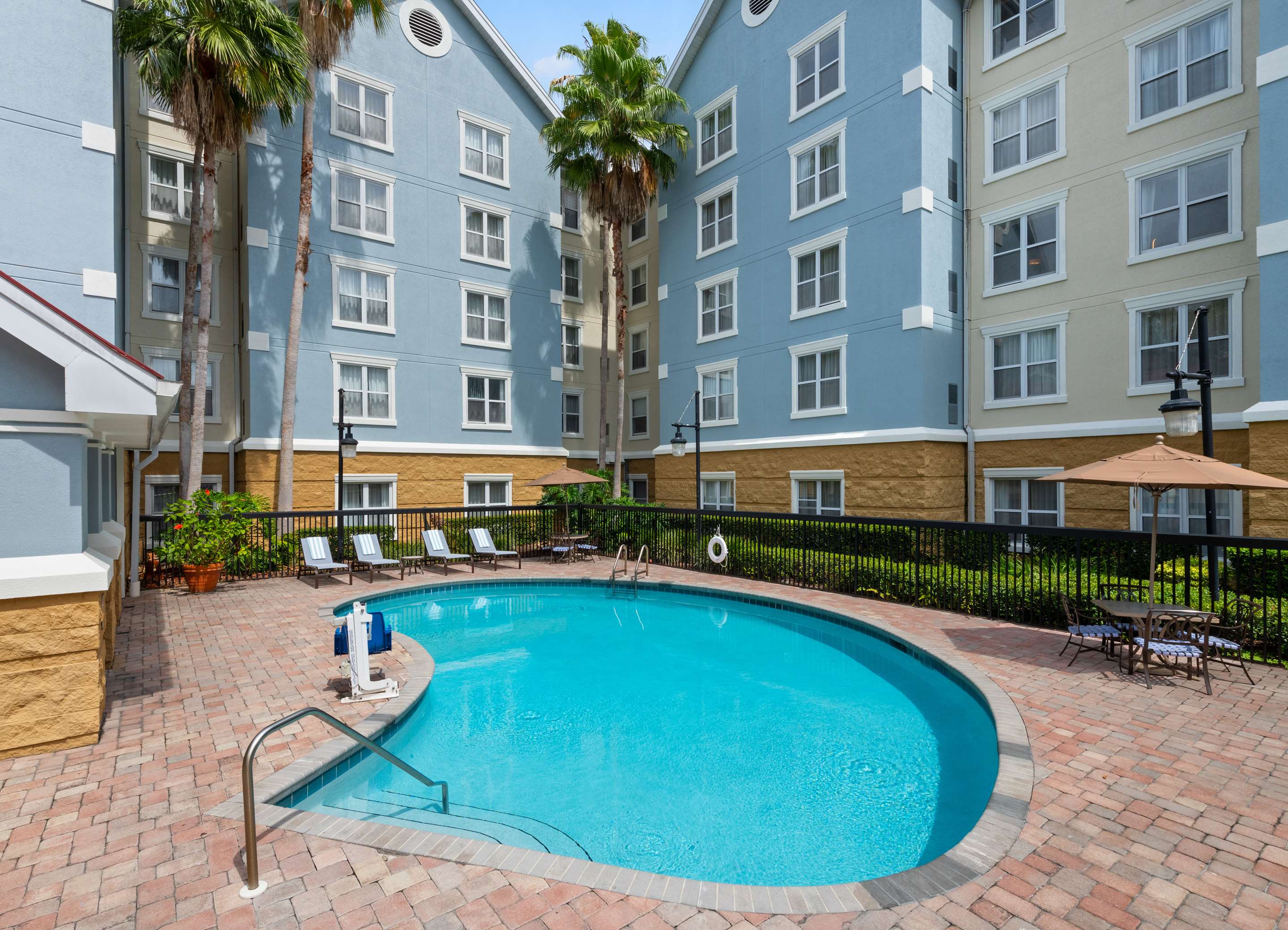 Pool | Homewood Suites by Hilton Lake Mary