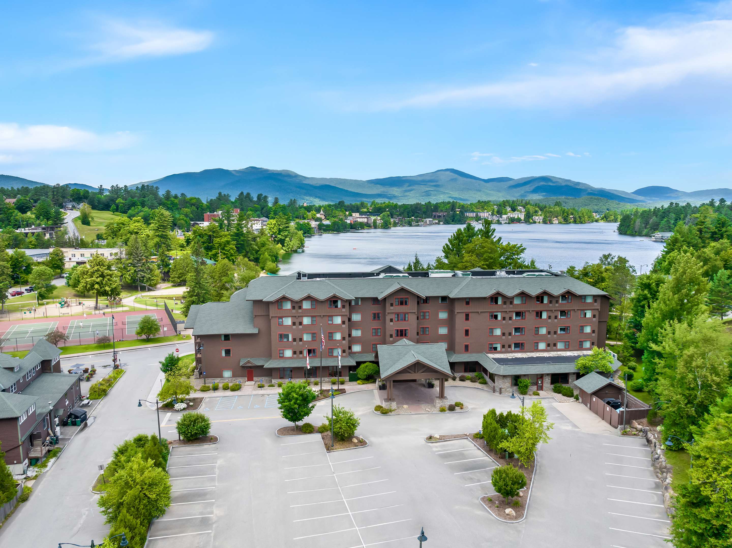Exterior | Hampton Inn & Suites Lake Placid