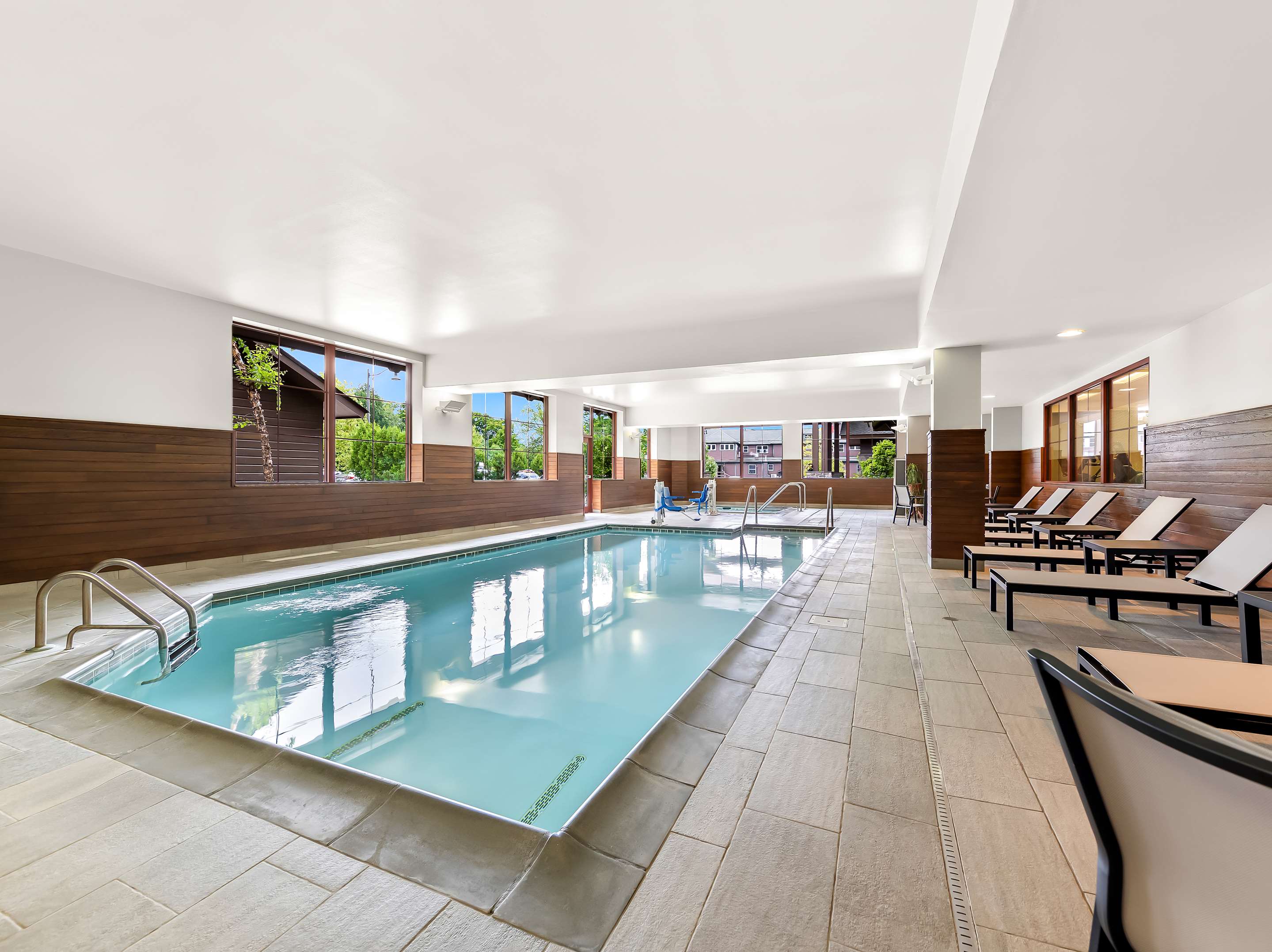 Pool | Hampton Inn & Suites Lake Placid