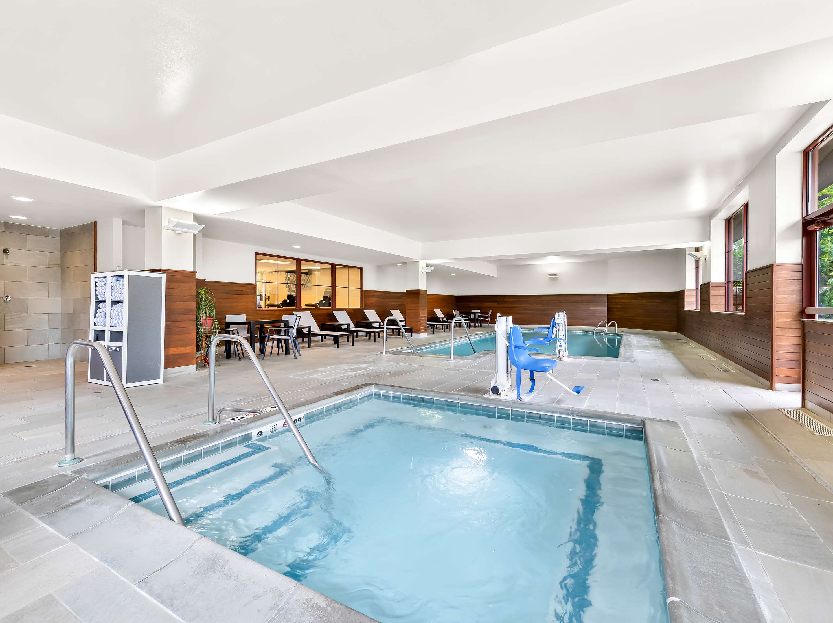 Pool | Hampton Inn & Suites Lake Placid