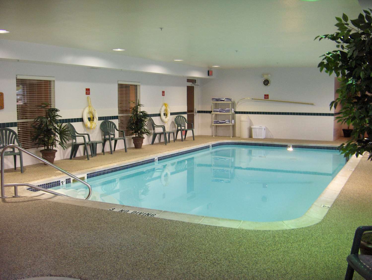 Hampton Inn Lincoln, NE See Discounts