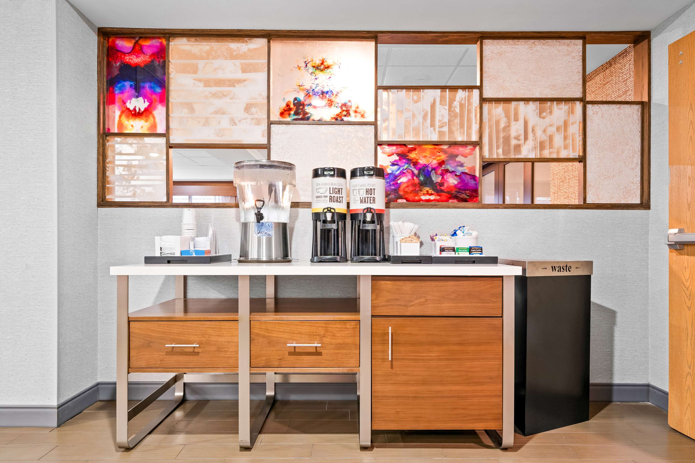 Restaurant | Hampton Inn South Heritage Park