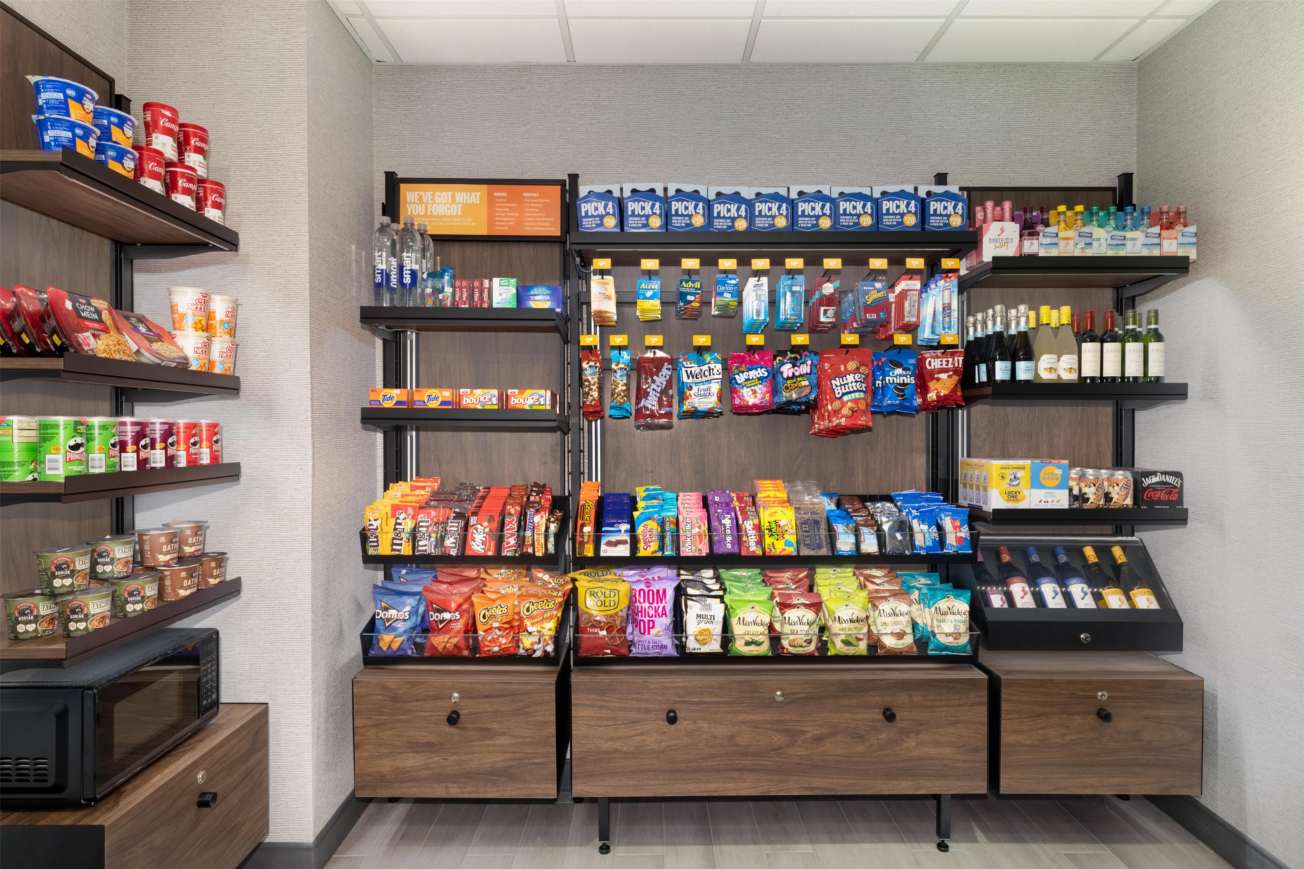 Restaurant | Hampton Inn & Suites Lincoln - Northeast I-80