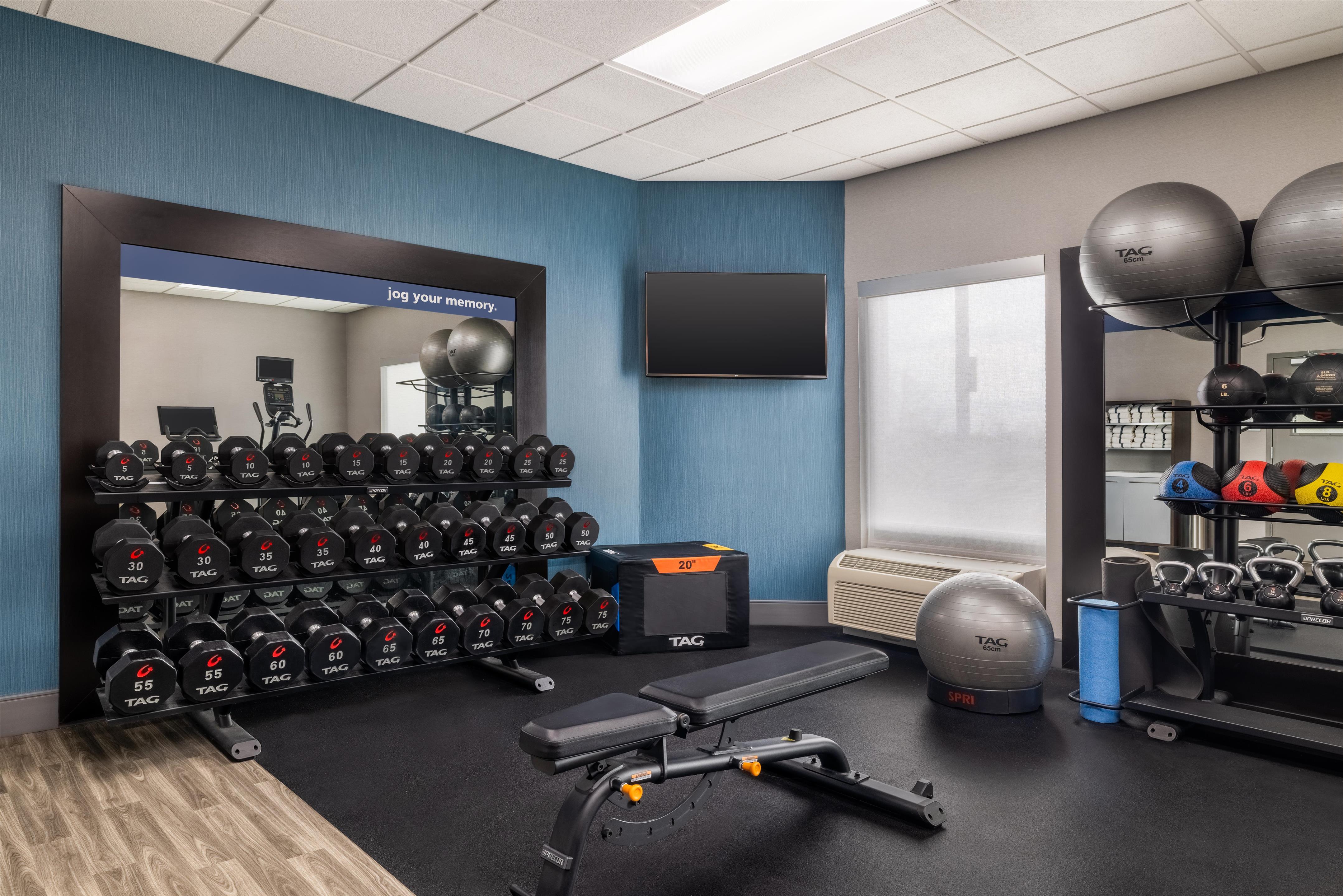 Health club fitness center gym | Hampton Inn & Suites Lincoln - Northeast I-80