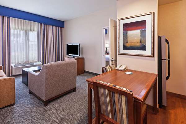  - Homewood Suites by Hilton Laredo - I-35, Exit 3B