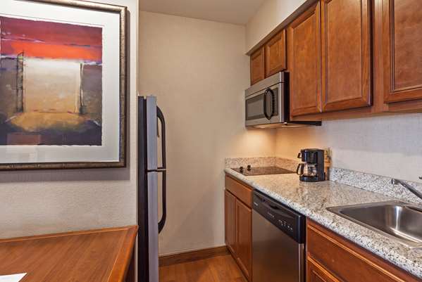  - Homewood Suites by Hilton Laredo - I-35, Exit 3B
