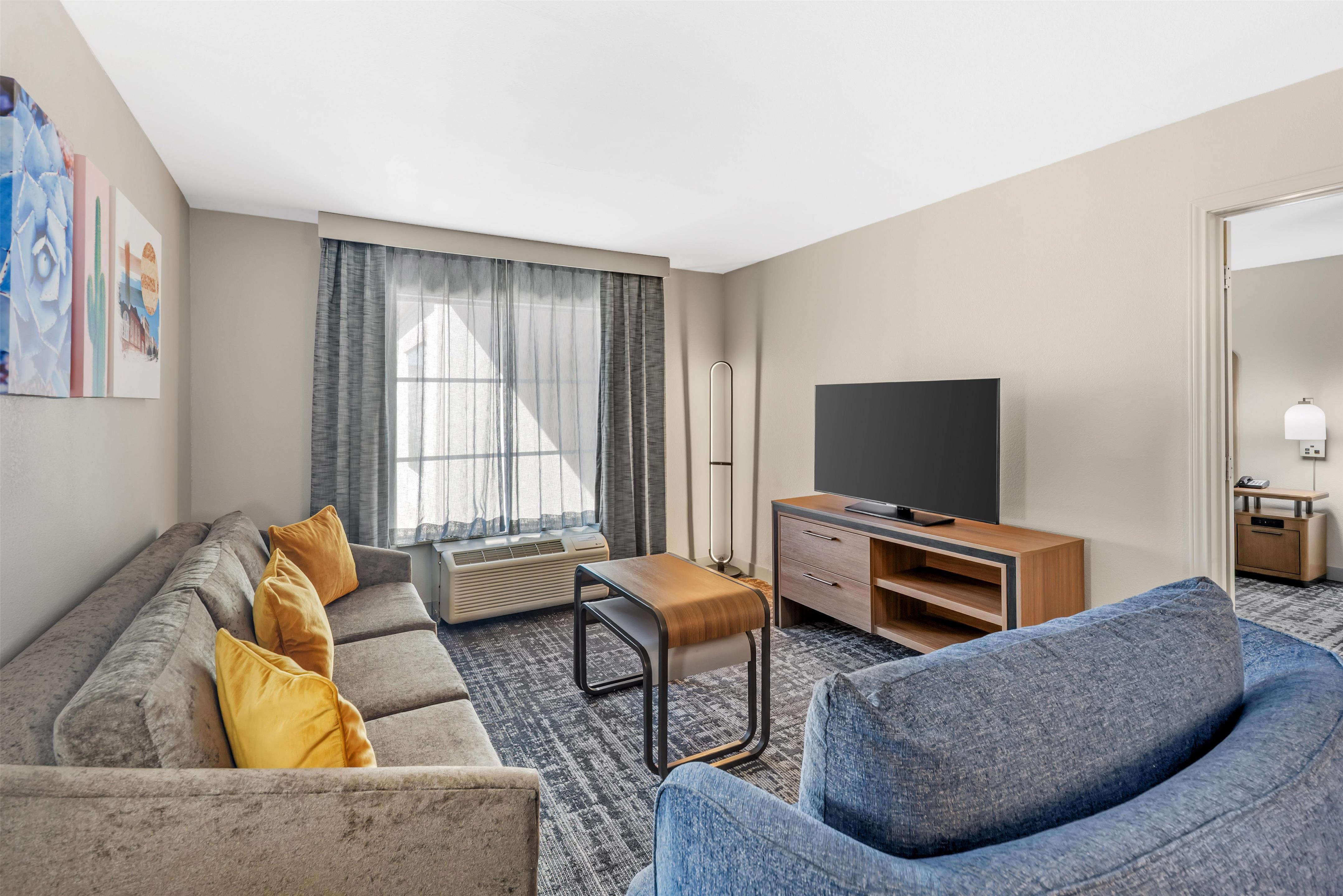 Guest room