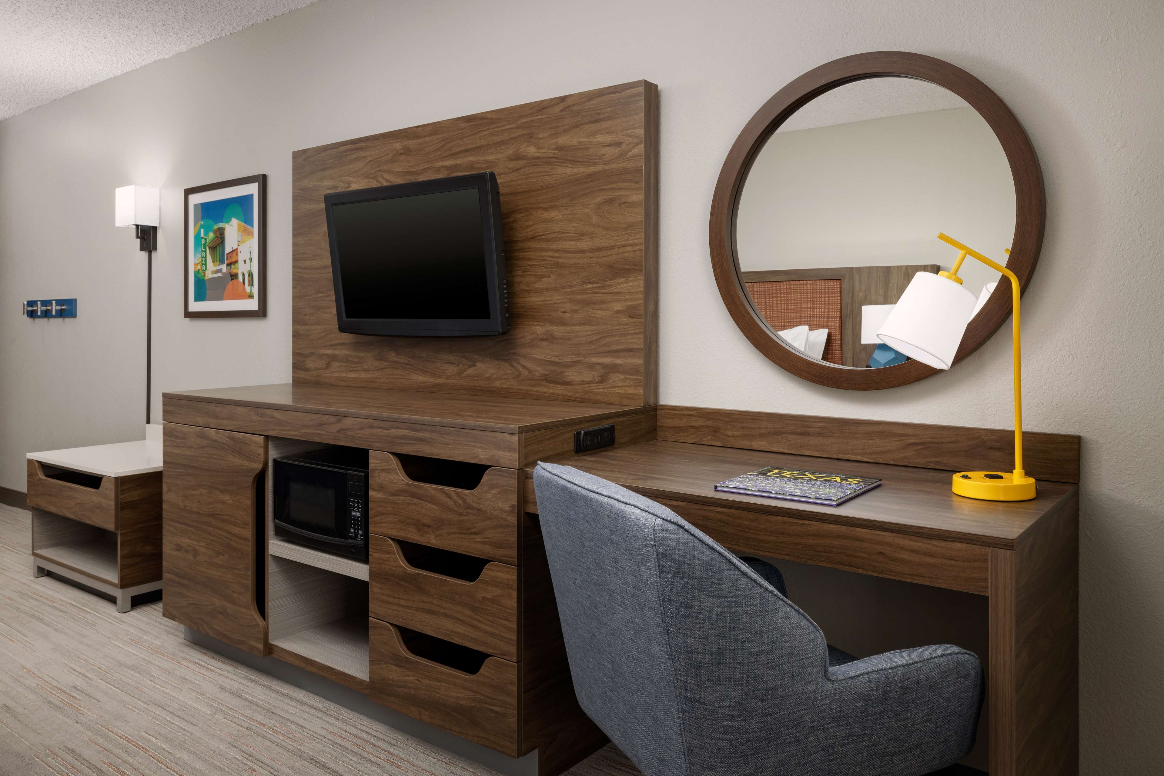 Hampton Inn by Hilton Laredo Room Type - 2 DBL MICROWV FRIDGE NS