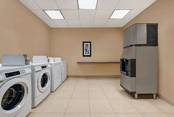  - Hampton Inn Lordsburg - I-10, Exit 22