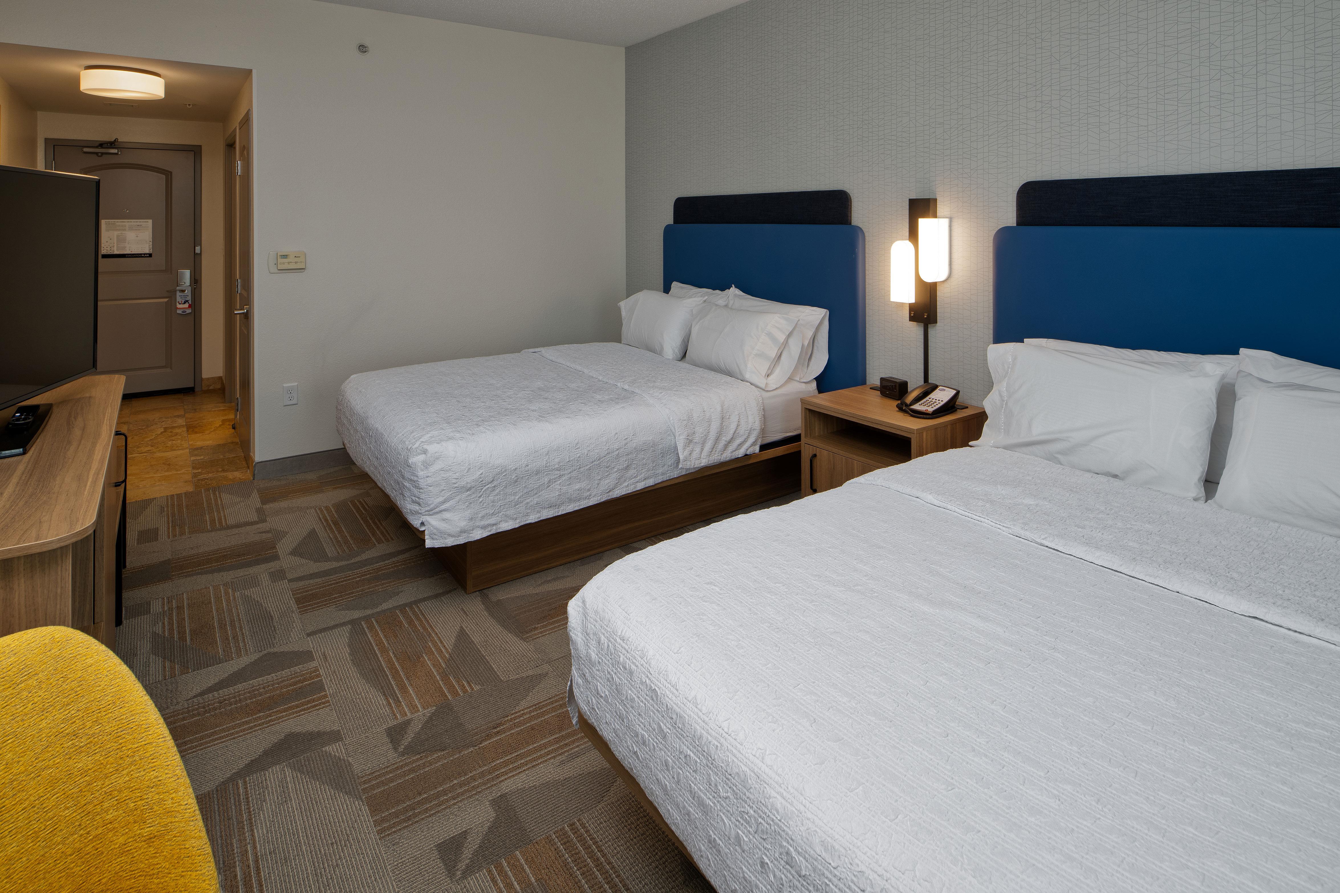 Hampton Inn Tomah Room Type - 2 QNS ACCESSIBLE W TUB NS