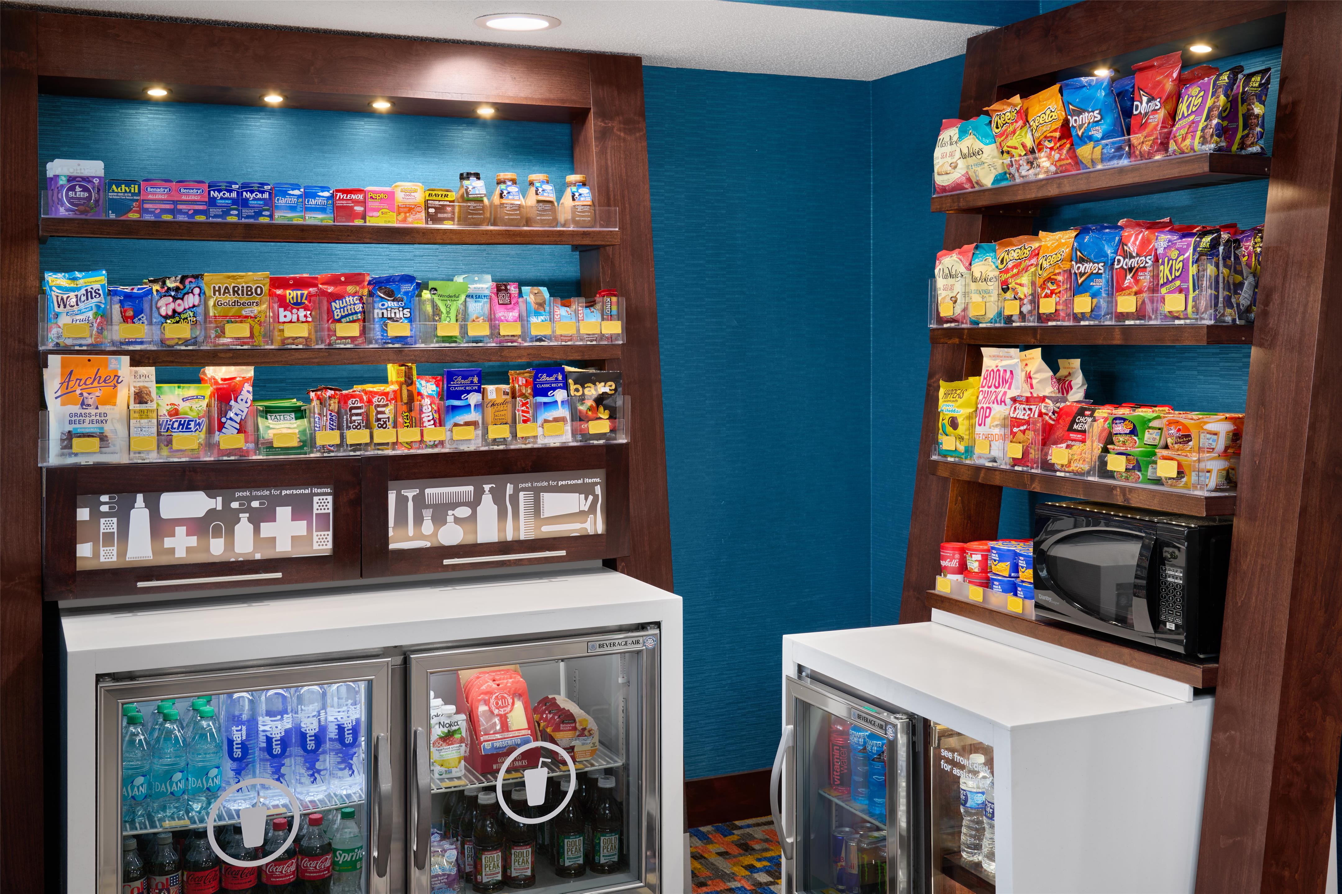 Restaurant | Hampton Inn Lawrence