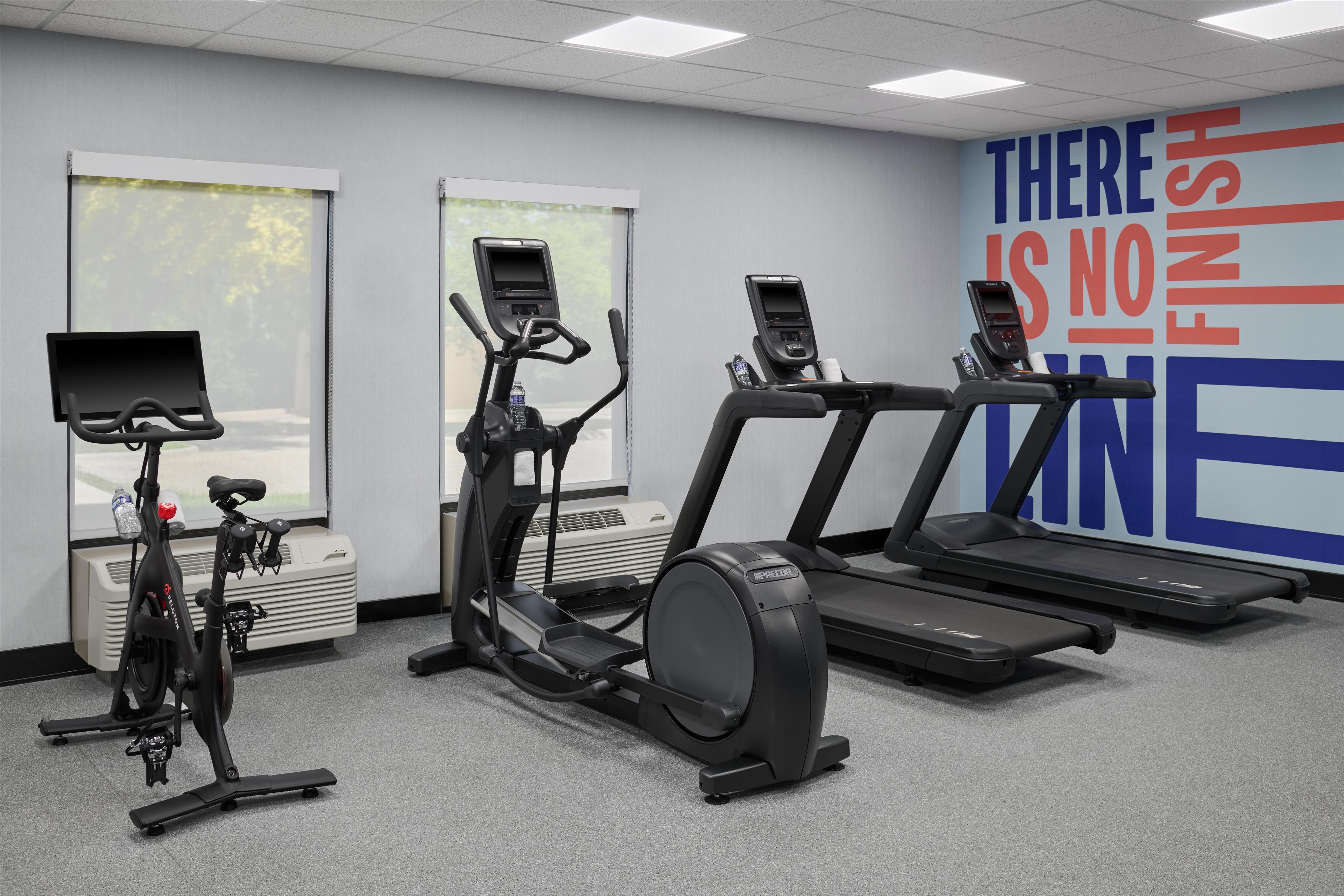 Health club fitness center gym | Hampton Inn Lawrence