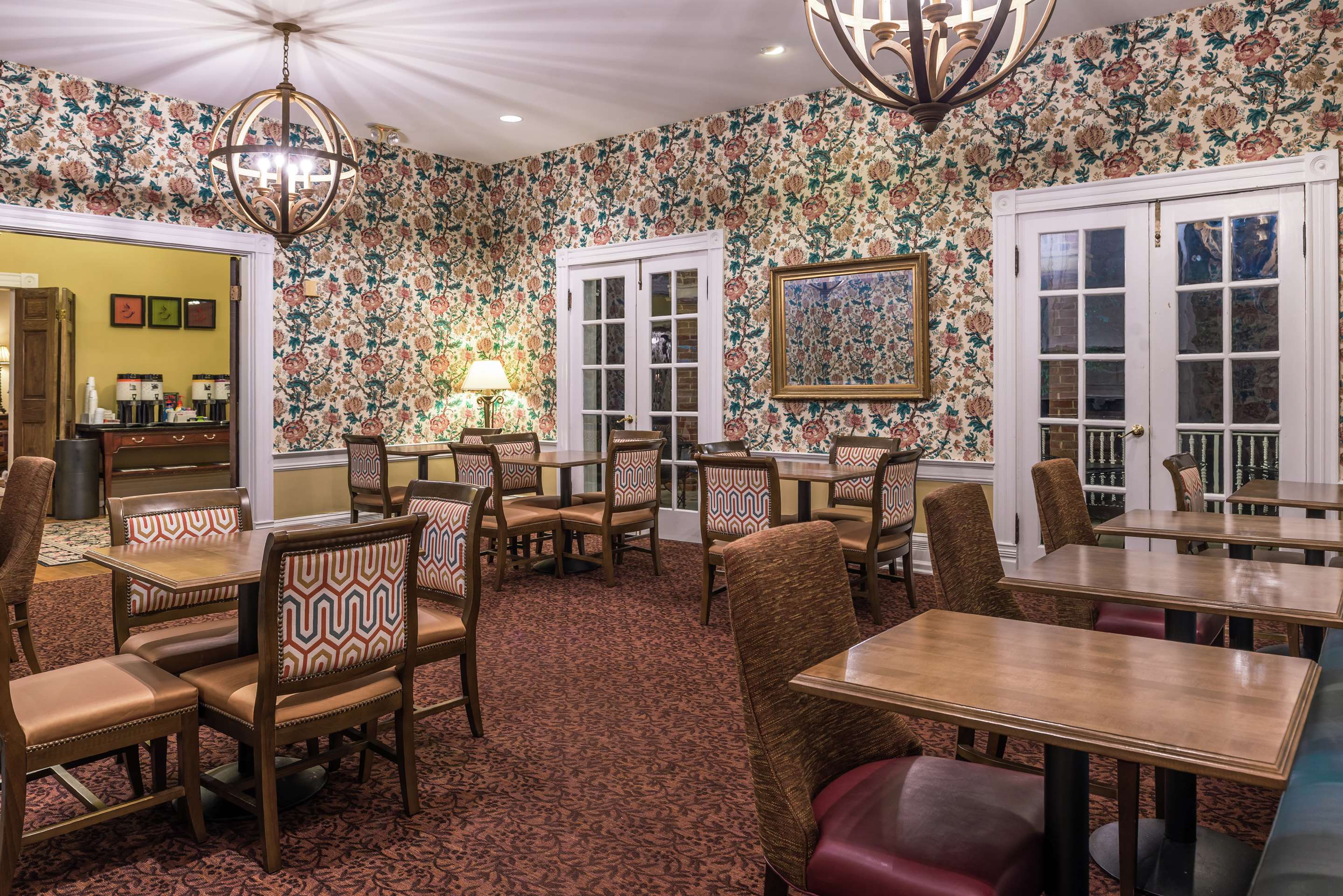 Lobby | Hampton Inn Lexington-Historic District