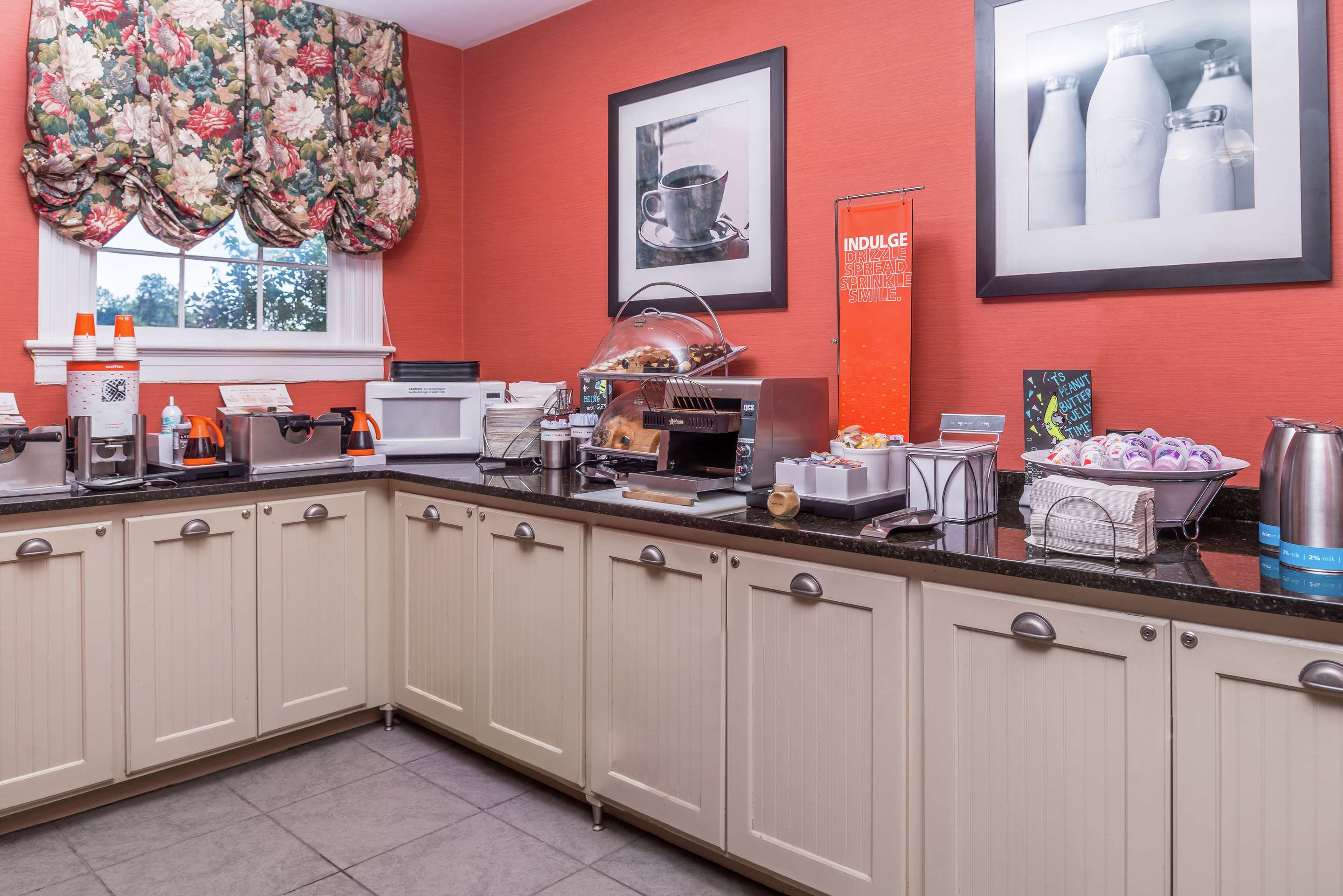 Restaurant | Hampton Inn Lexington-Historic District