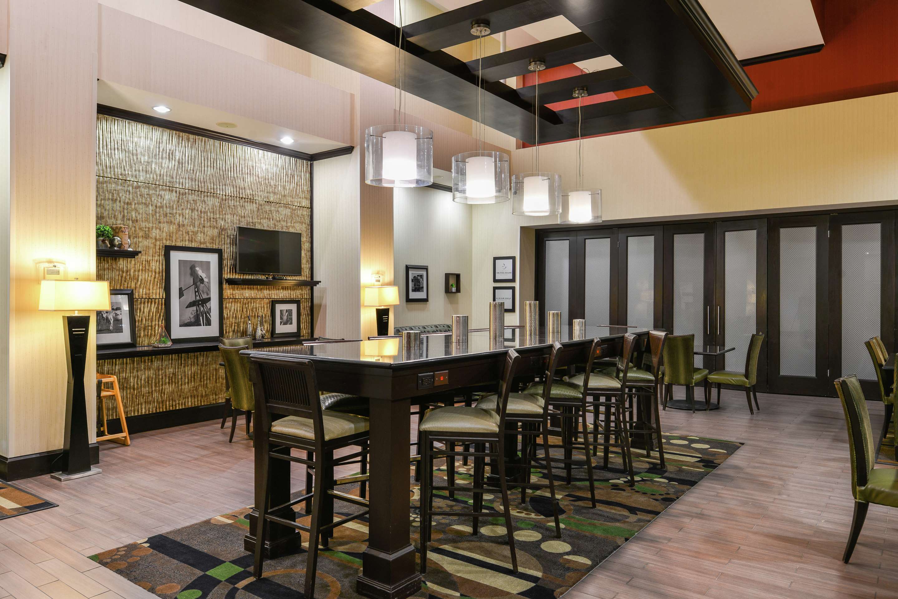 Breakfast Area | Hampton Inn & Suites Big Spring