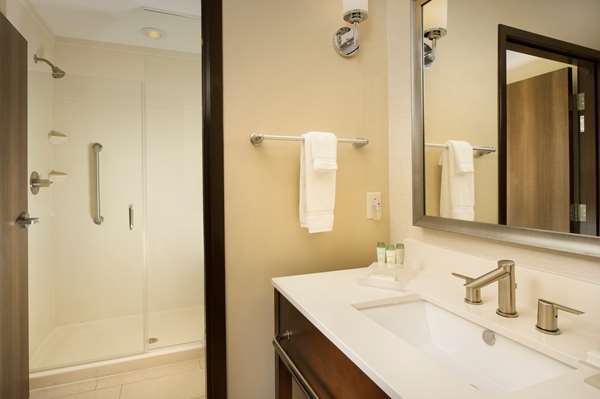  - Homewood Suites by Hilton Midland