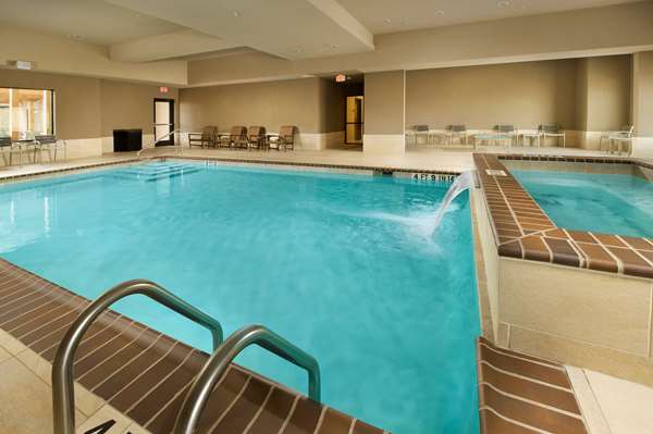Pool - Homewood Suites by Hilton Midland