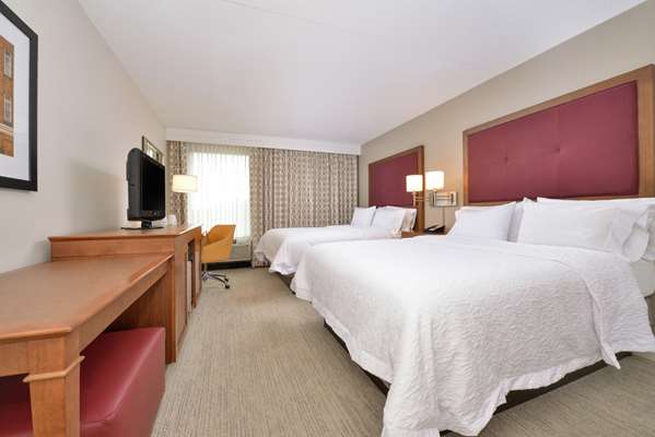  - Hampton Inn Martinsburg - I-81, Exit 12